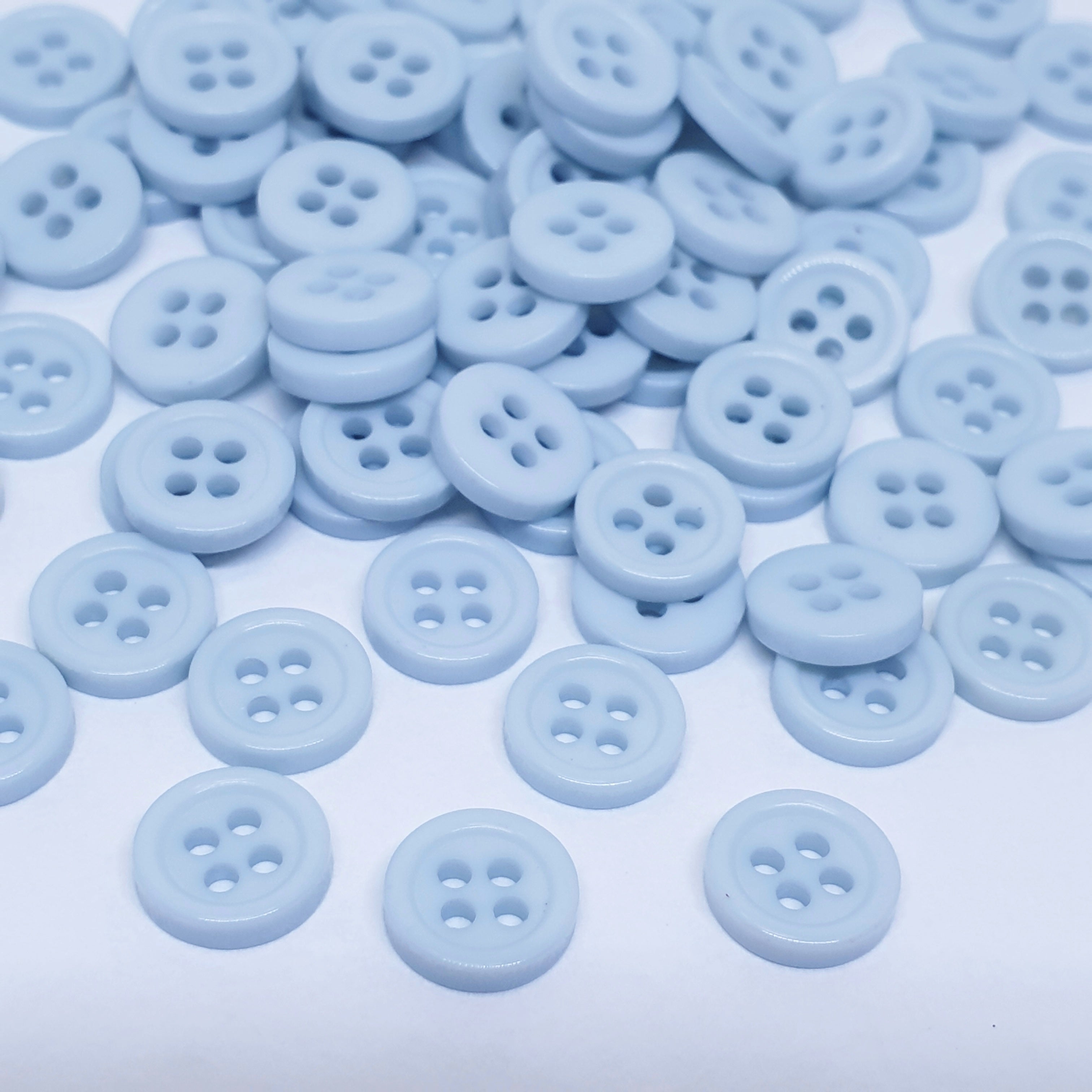 MajorCrafts 120pcs 9mm Pale Blue 4 Holes Small Round Resin Sewing Buttons