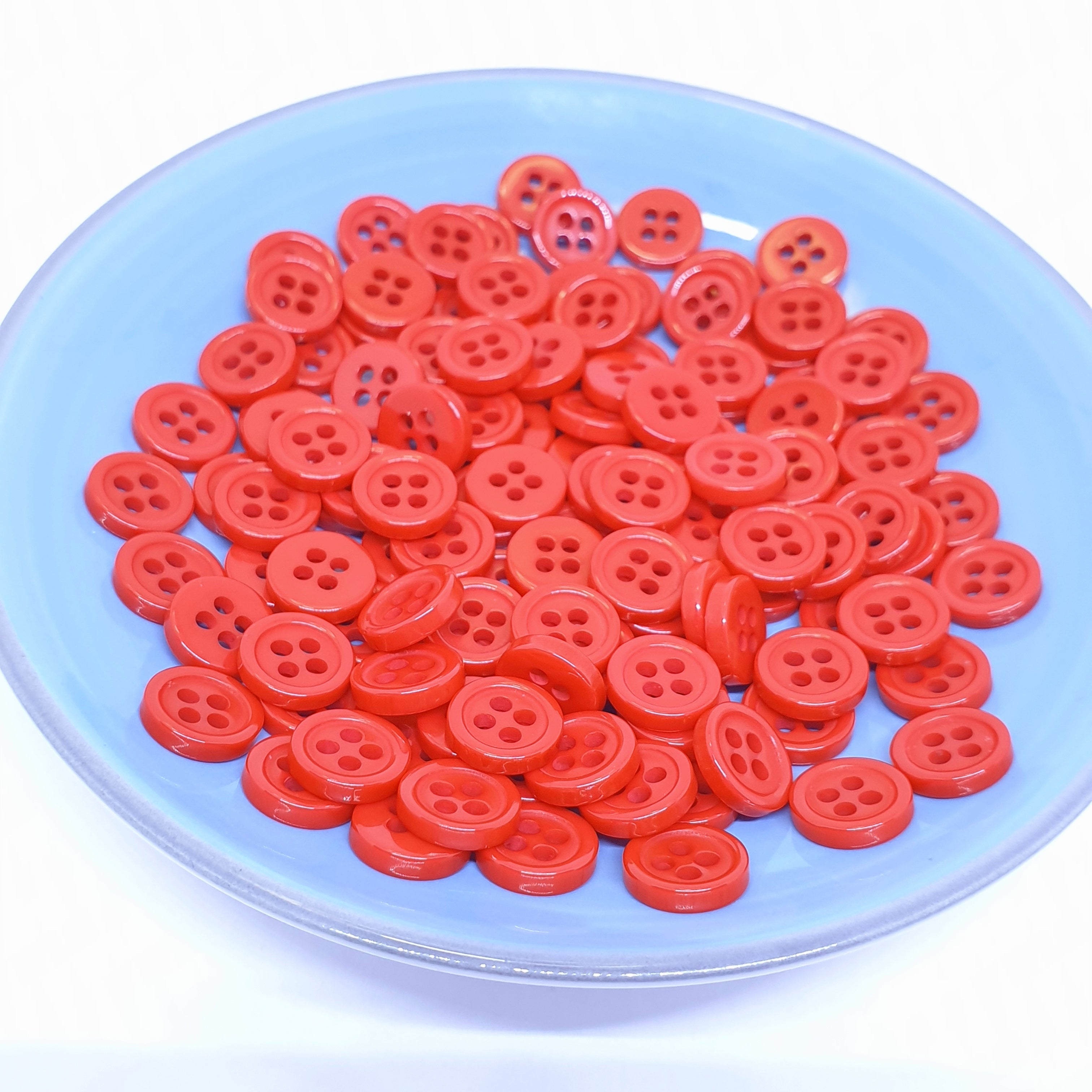 MajorCrafts 120pcs 9mm Red 4 Holes Small Round Resin Sewing Buttons