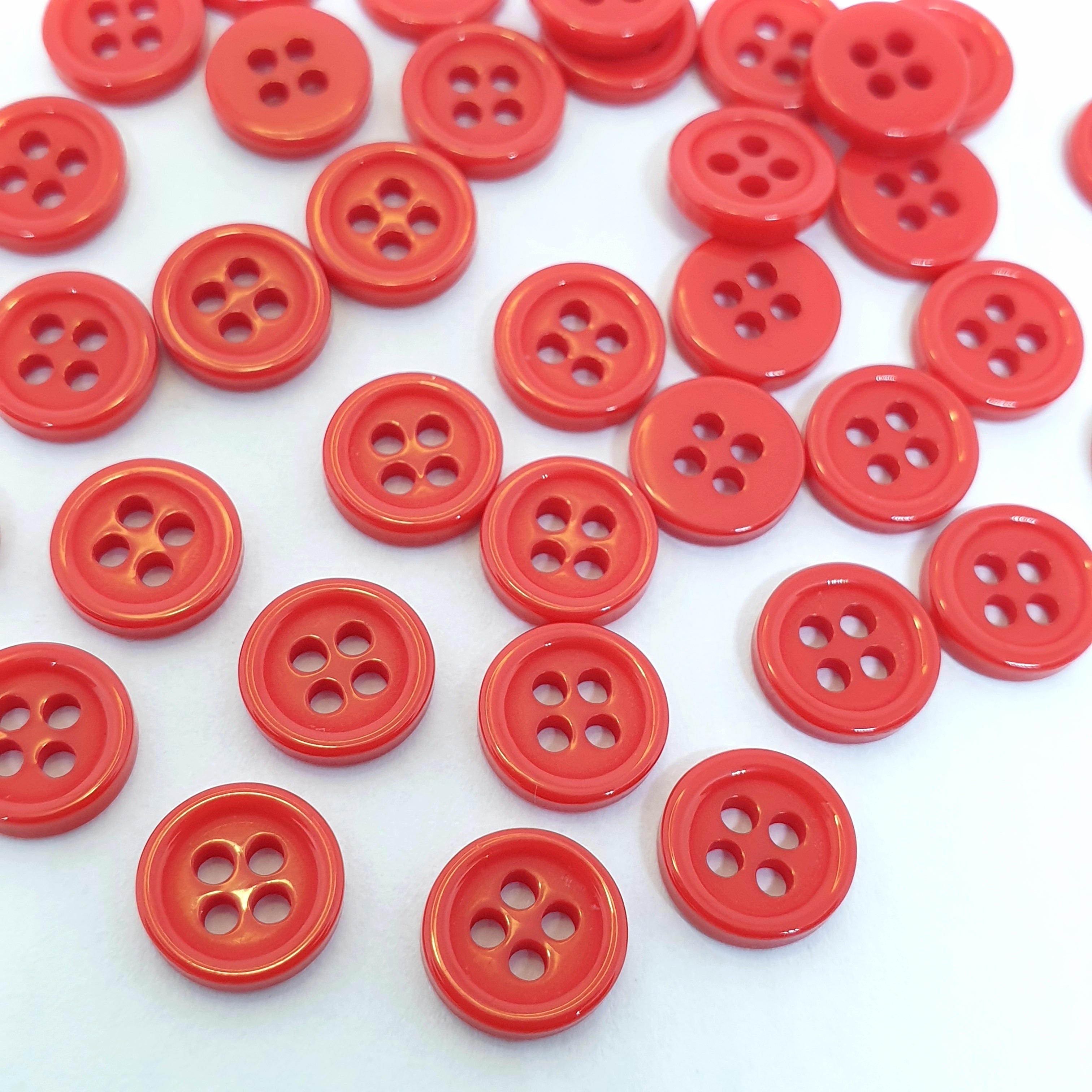 MajorCrafts 120pcs 9mm Red 4 Holes Small Round Resin Sewing Buttons