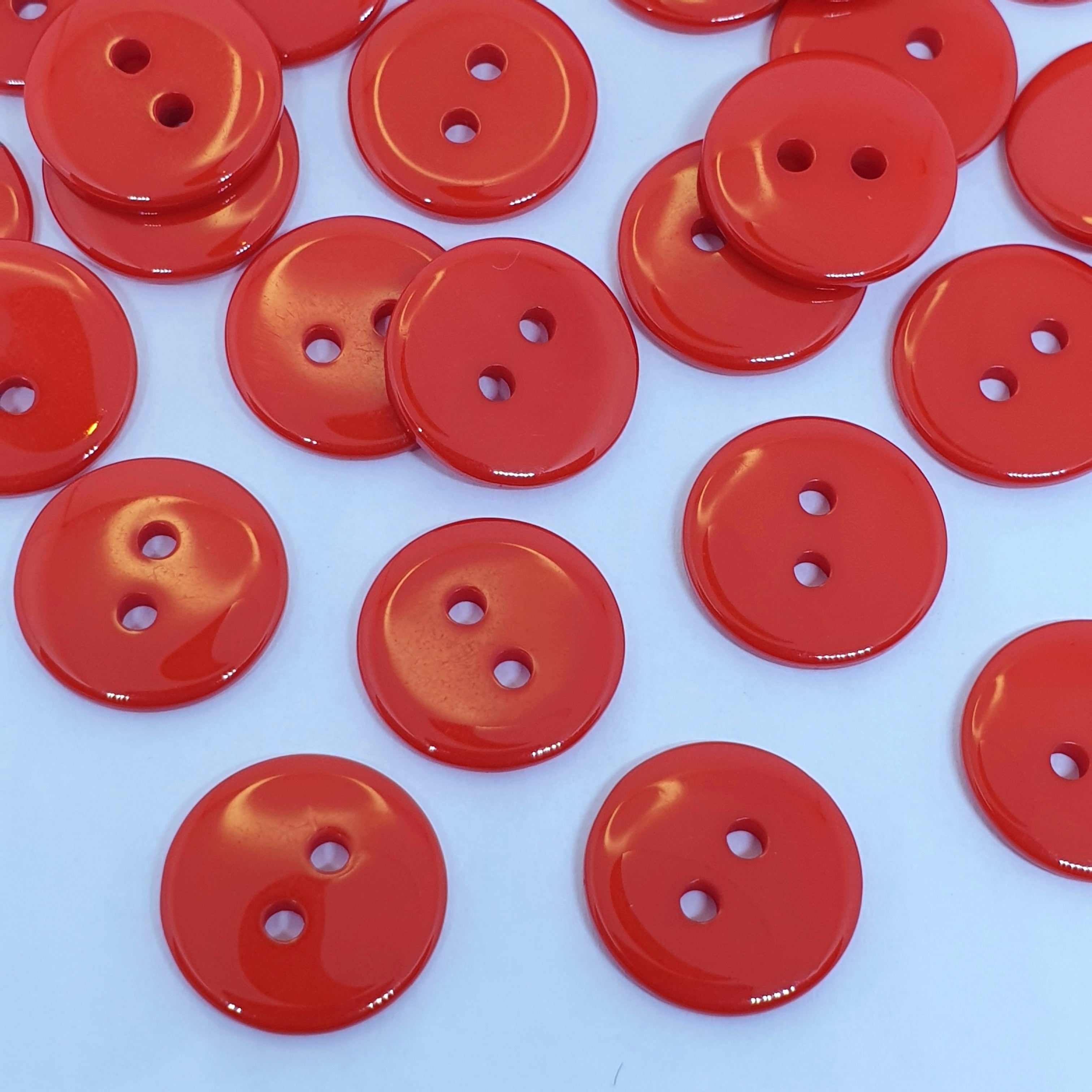 MajorCrafts 72pcs 15mm Red 2 Holes Round Resin Sewing Buttons