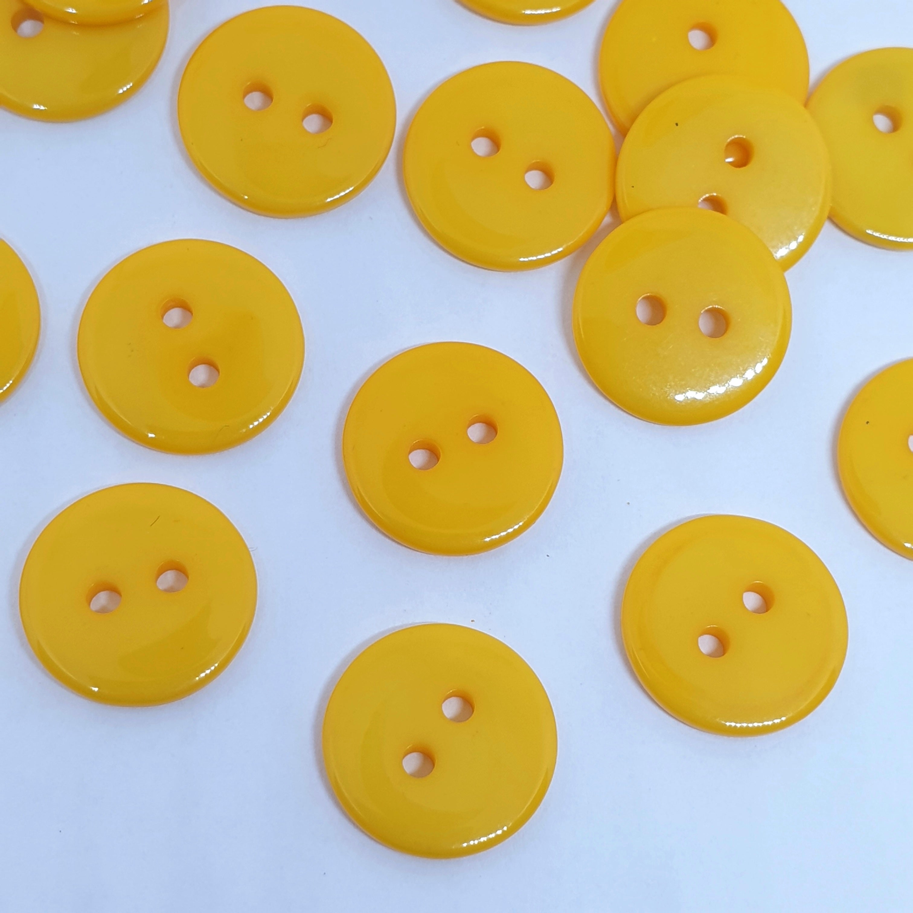 MajorCrafts 72pcs 15mm Mustard Yellow 2 Holes Round Resin Sewing Buttons