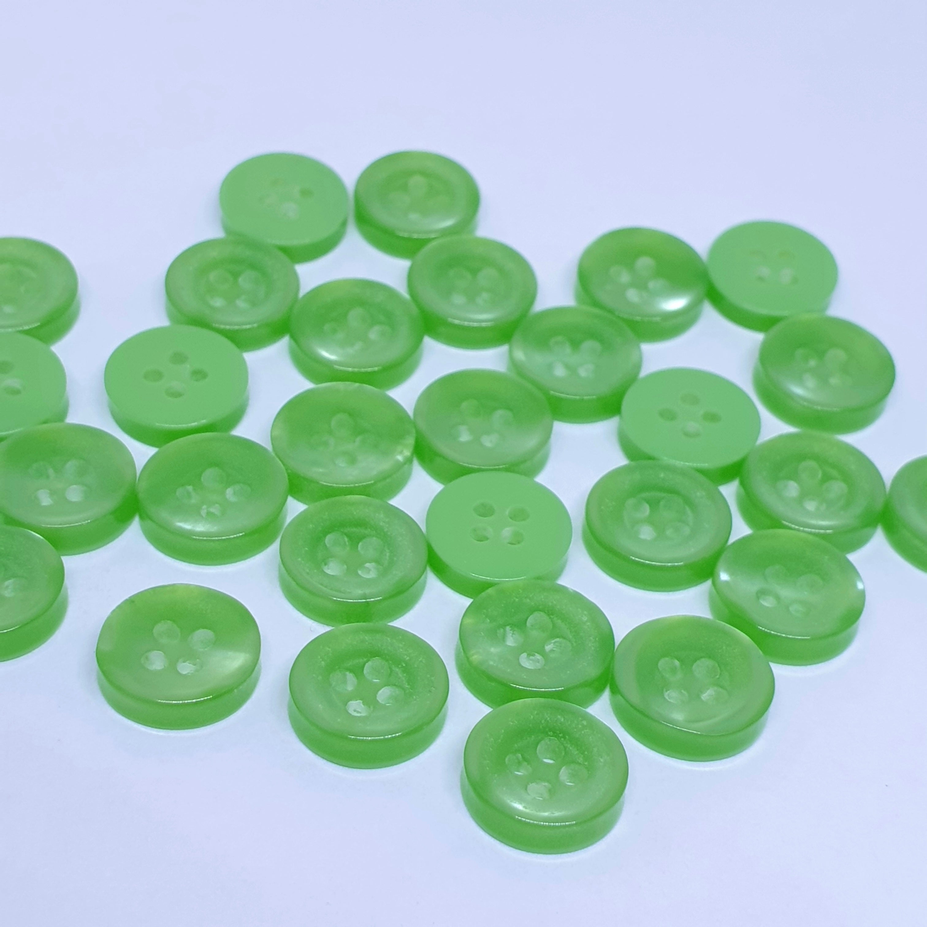 MajorCrafts 80pcs 11.5mm Light Green Pearlescent 4 Holes High-Grade Round Resin Small Sewing Buttons