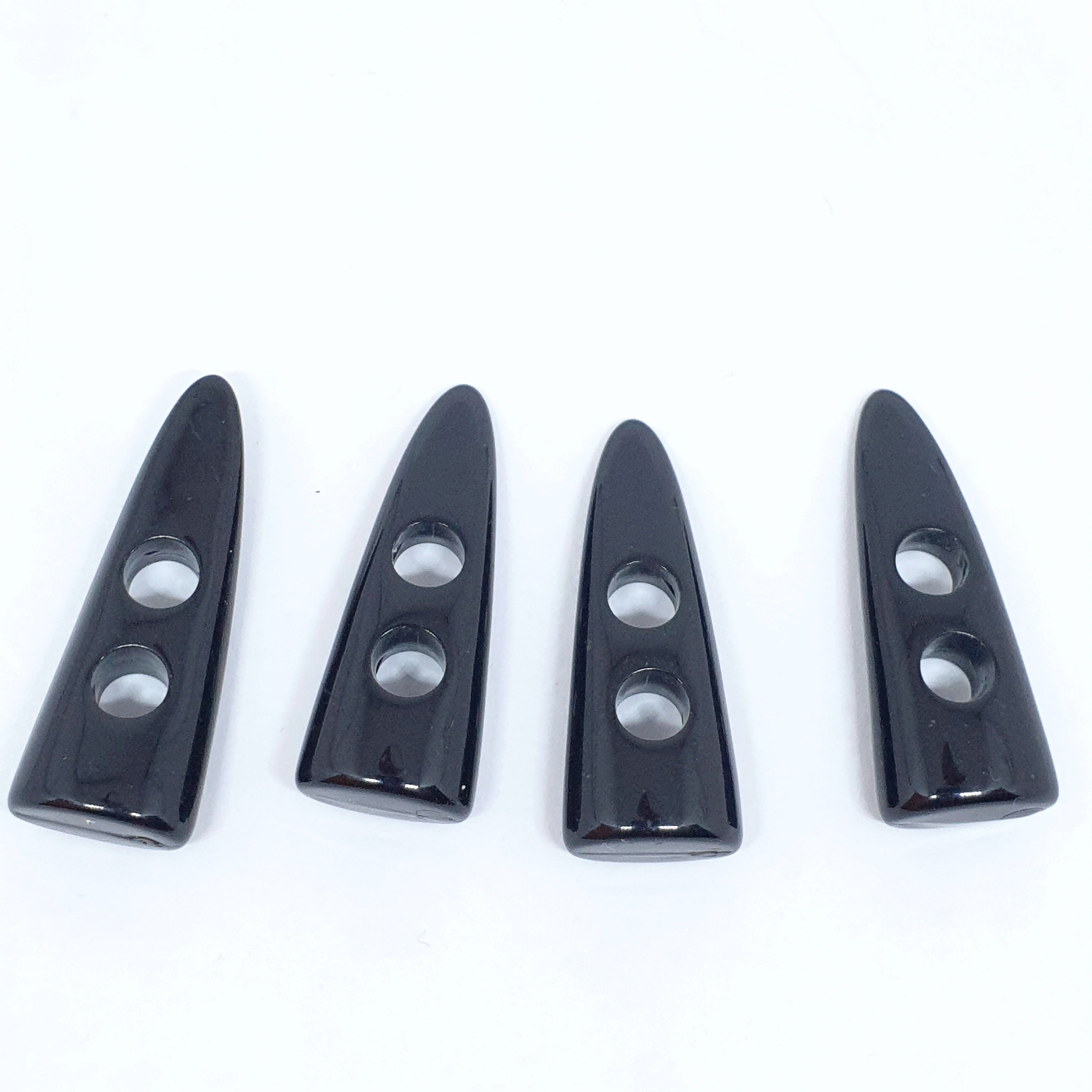 MajorCrafts 10pcs 40mm Black Horn/Tooth Forward Curved 2 Holes Sewing Toggle Large Acrylic Buttons