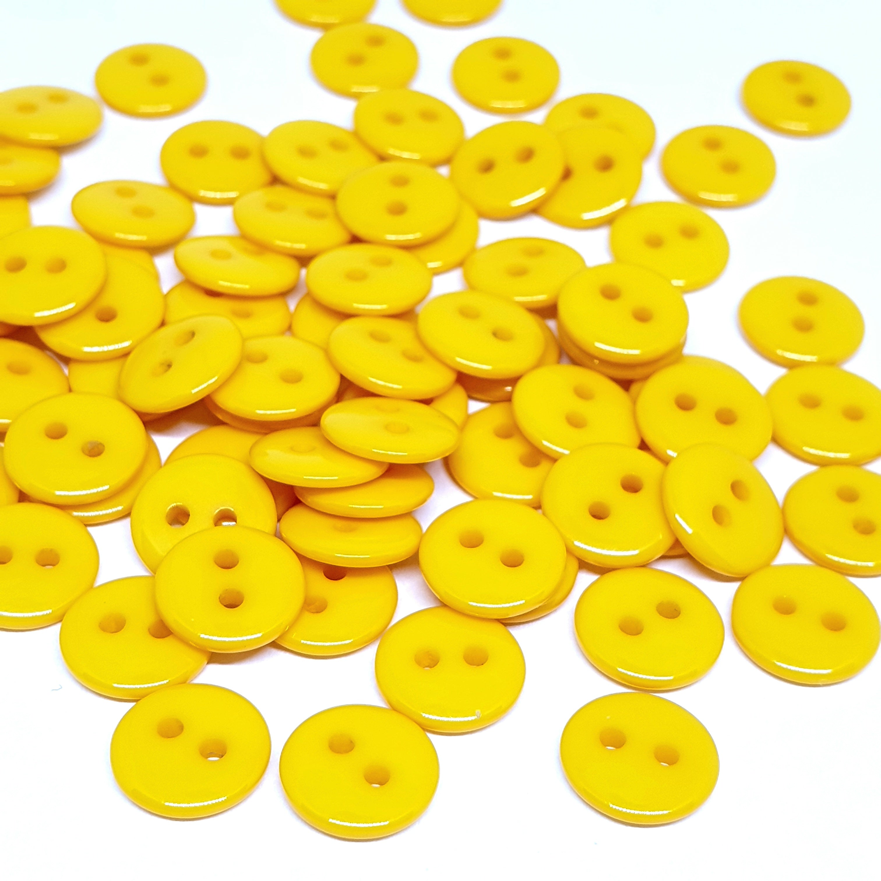 MajorCrafts 120pcs 10mm Mustard Yellow 2 Holes Small Round Resin Sewing Buttons B9