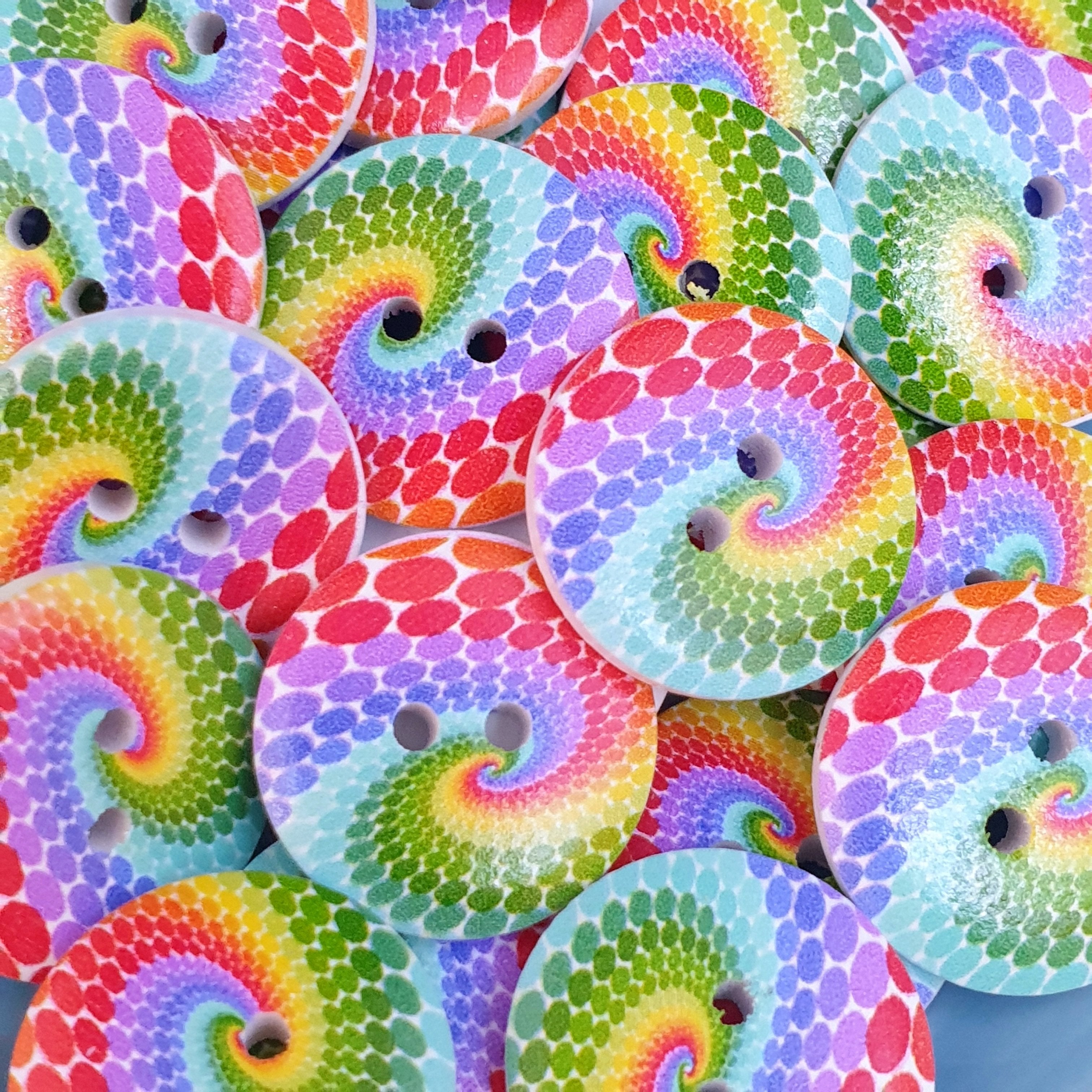 MajorCrafts Rainbow Swirl Pattern 2 Holes Round Wooden Sewing Buttons