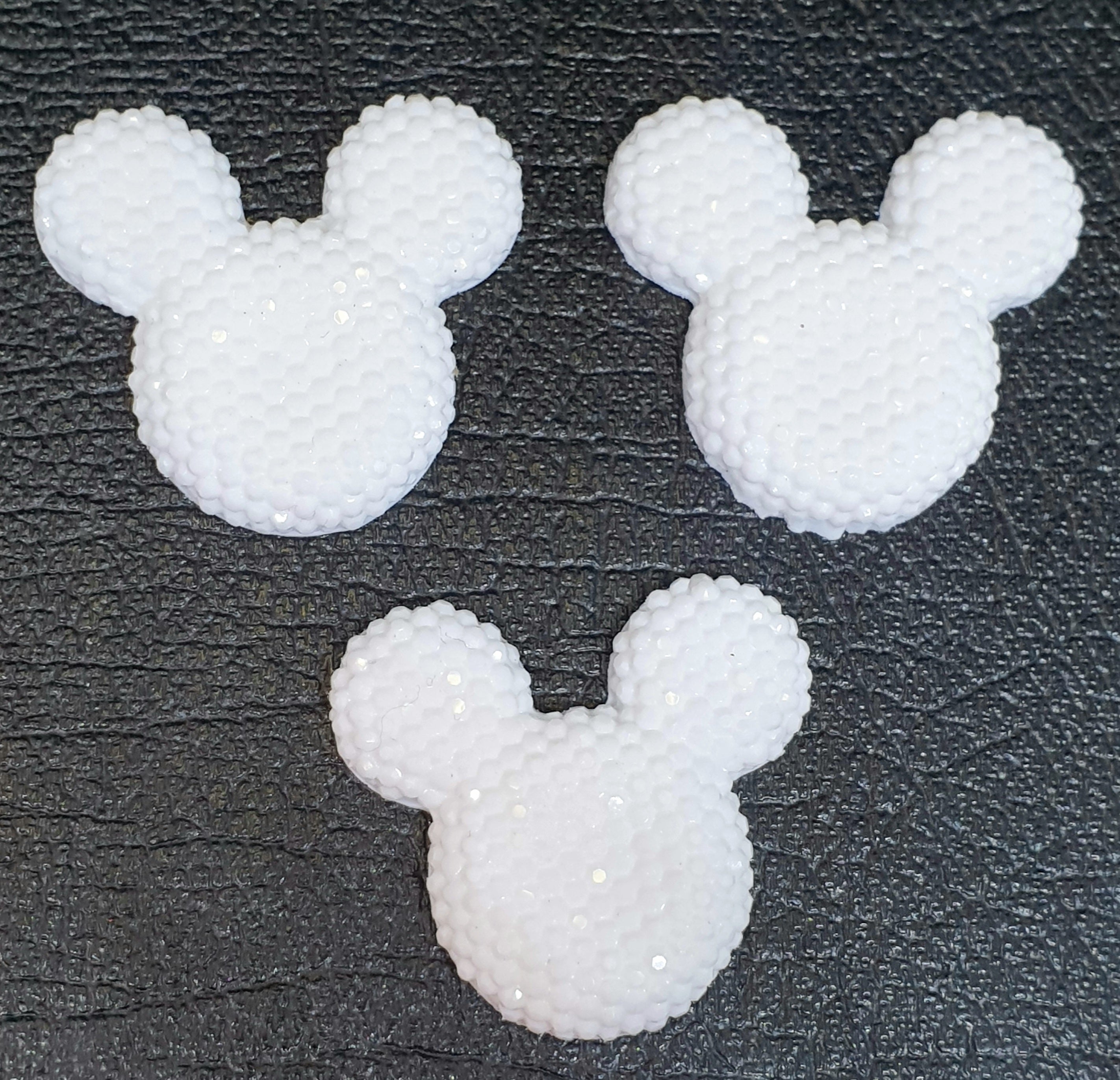 MajorCrafts 8pcs 30mm x 35mm Candy White Flat Back Large Resin Mouse Head Glitter Rhinestones M32
