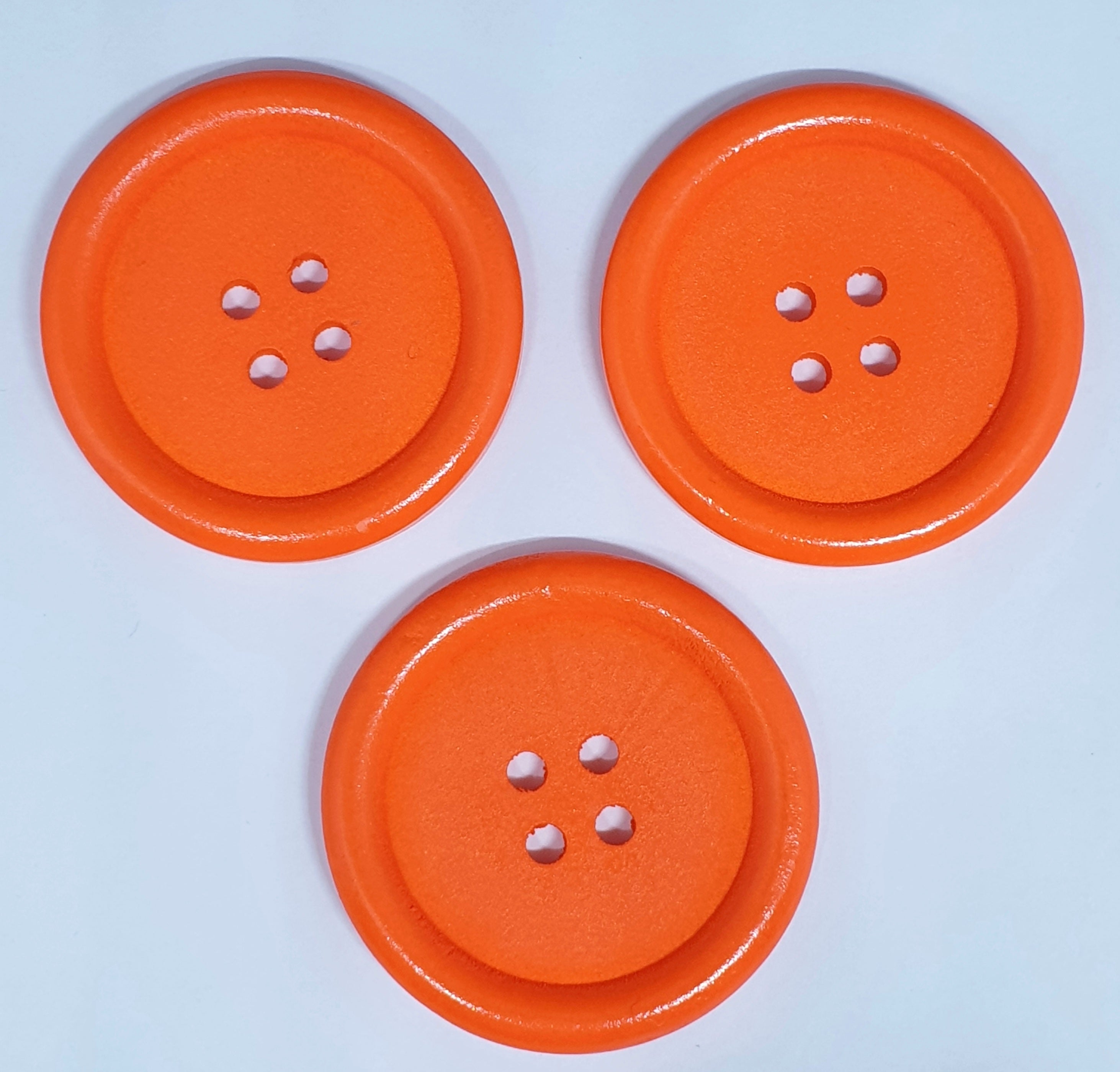 MajorCrafts 12pcs 30mm Orange Round 4 Holes Large Wooden Sewing Buttons