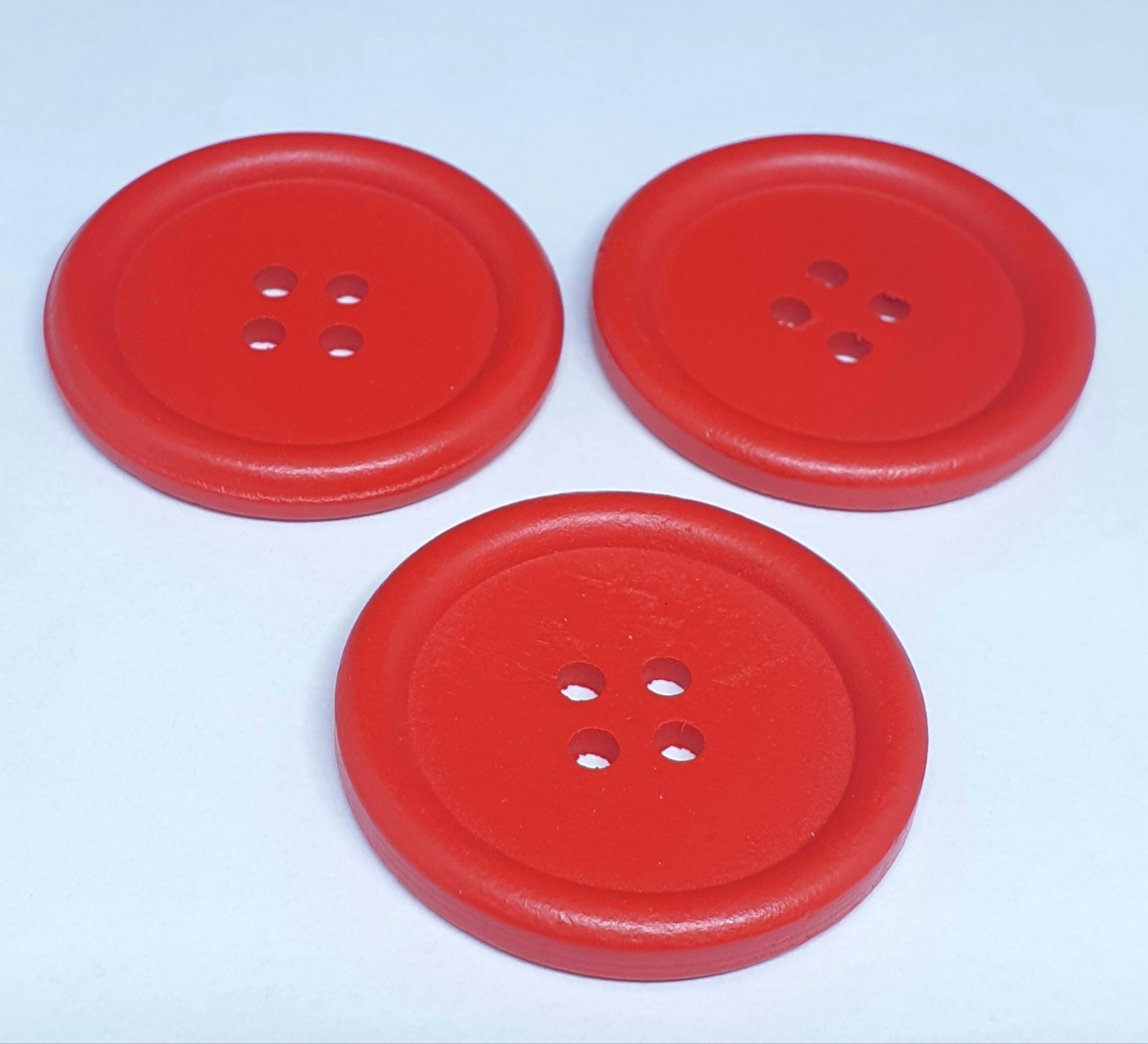 MajorCrafts 8pcs 40mm Red Round 4 Holes Large Wooden Sewing Buttons