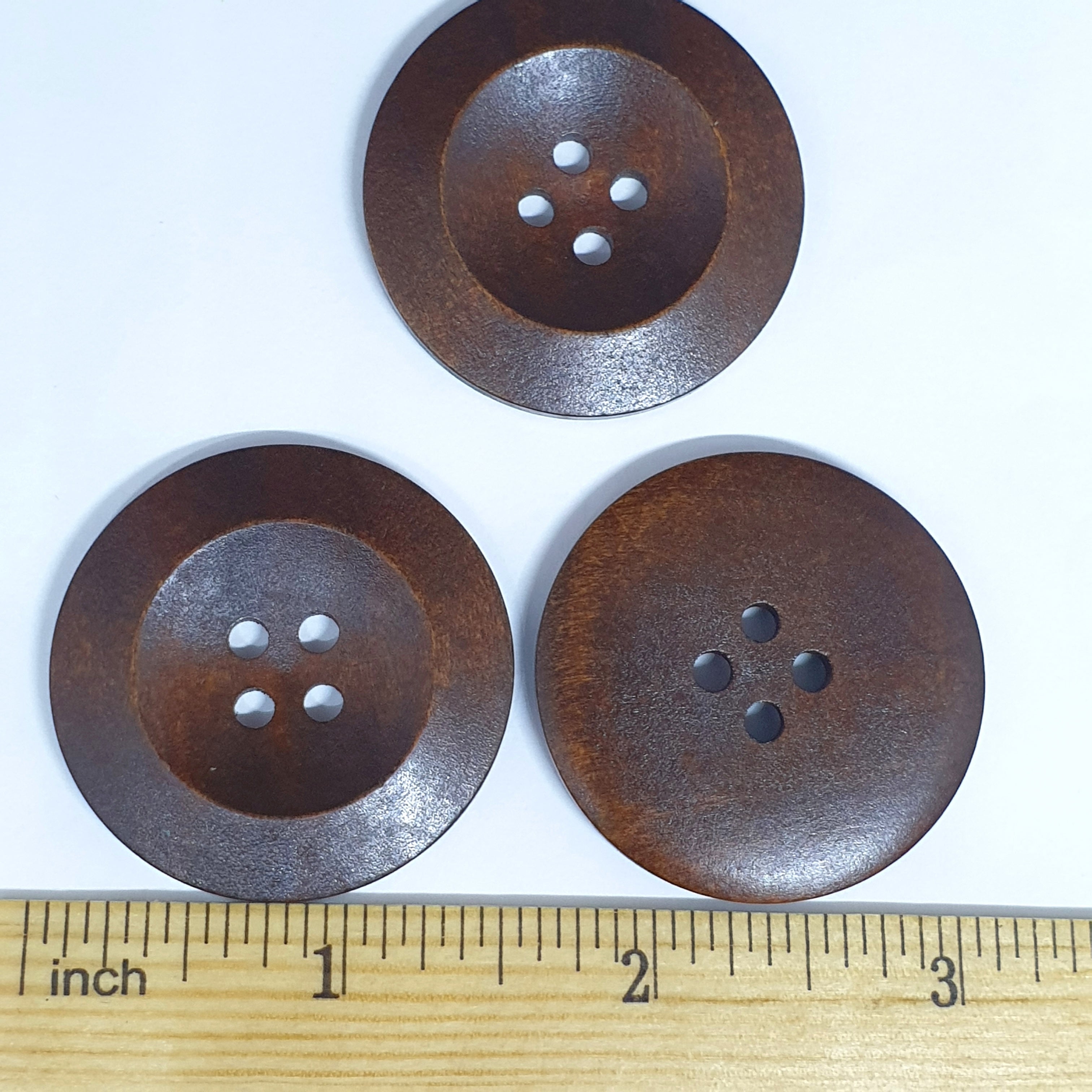 MajorCrafts 8pcs 38mm Classic Vintage Brown Round 4 Holes Large Wooden Sewing Buttons