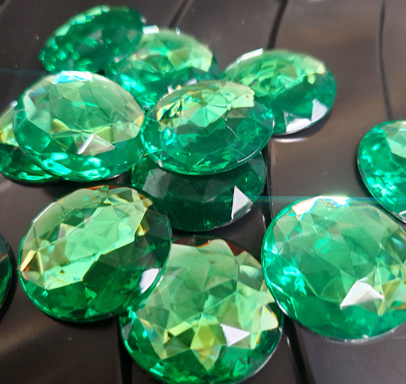 MajorCrafts 12pcs 30mm Emerald Green Star Facets Flat Back Large Round Acrylic Rhinestones A09