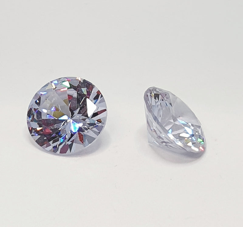 MajorCrafts 2pcs 18mm AAAAA (5A) Crystal Clear Round Point Back Cubic Zirconia Stones