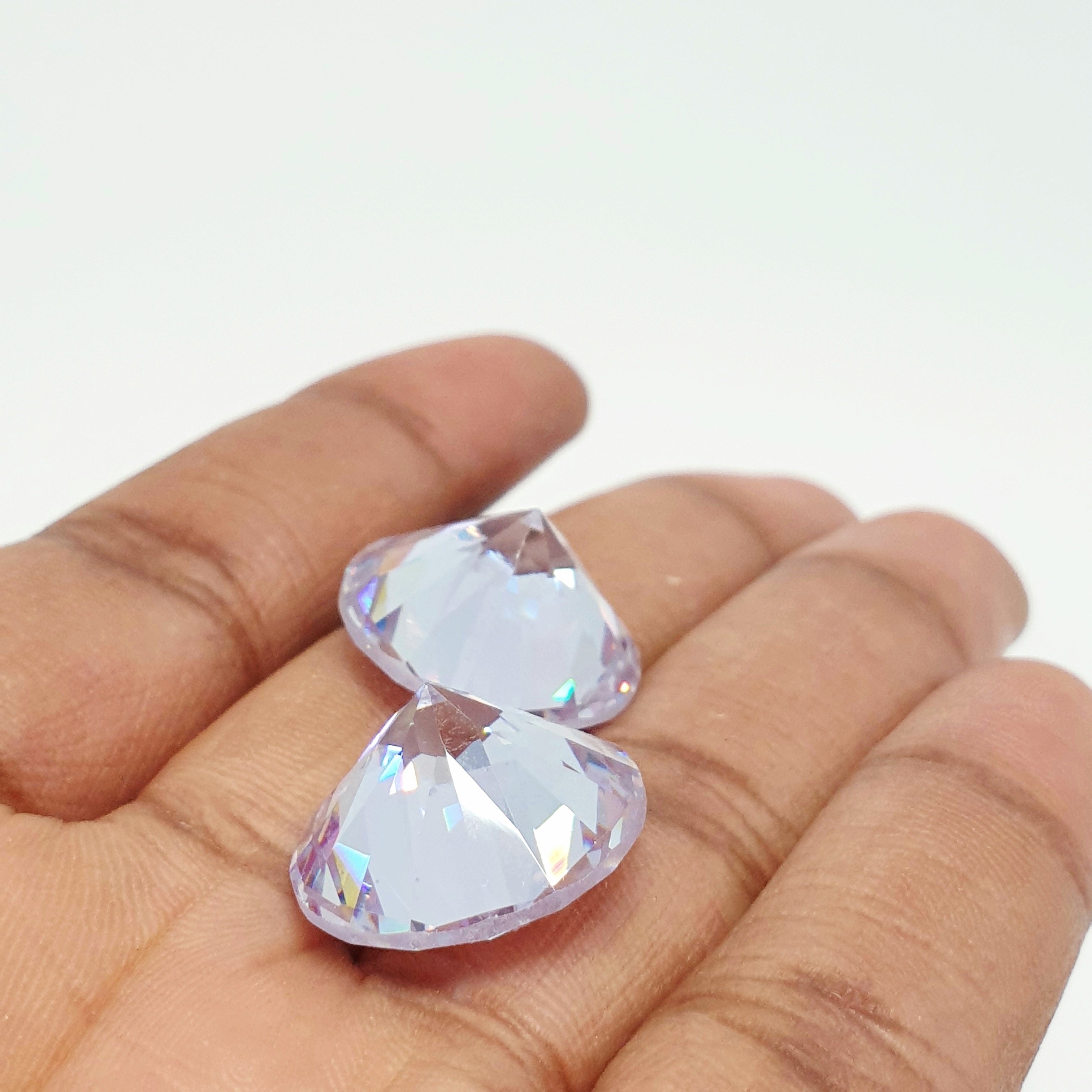 MajorCrafts 2pcs 18mm AAAAA (5A) Crystal Clear Round Point Back Cubic Zirconia Stones