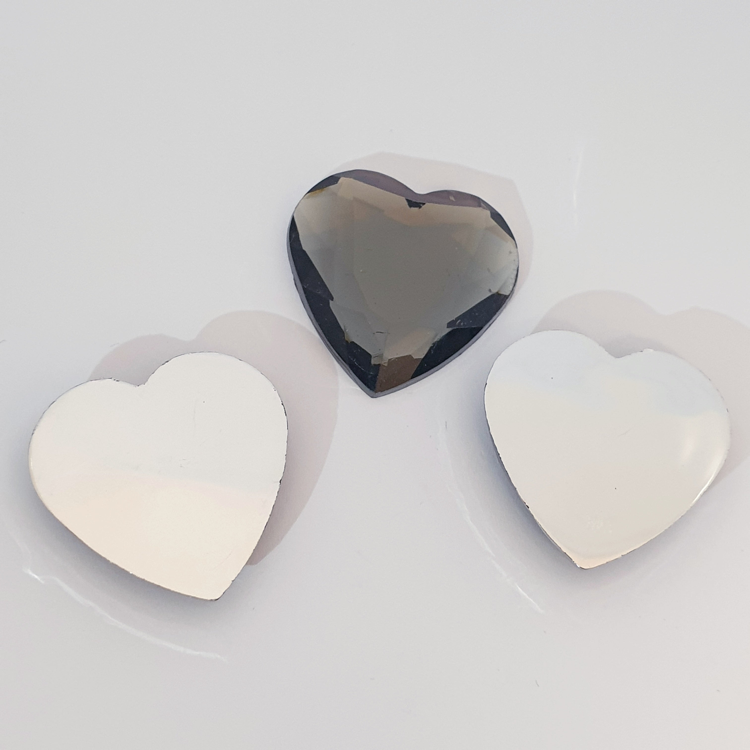MajorCrafts 12pcs 30mm Grey Flat Back Large Heart Acrylic Rhinestones