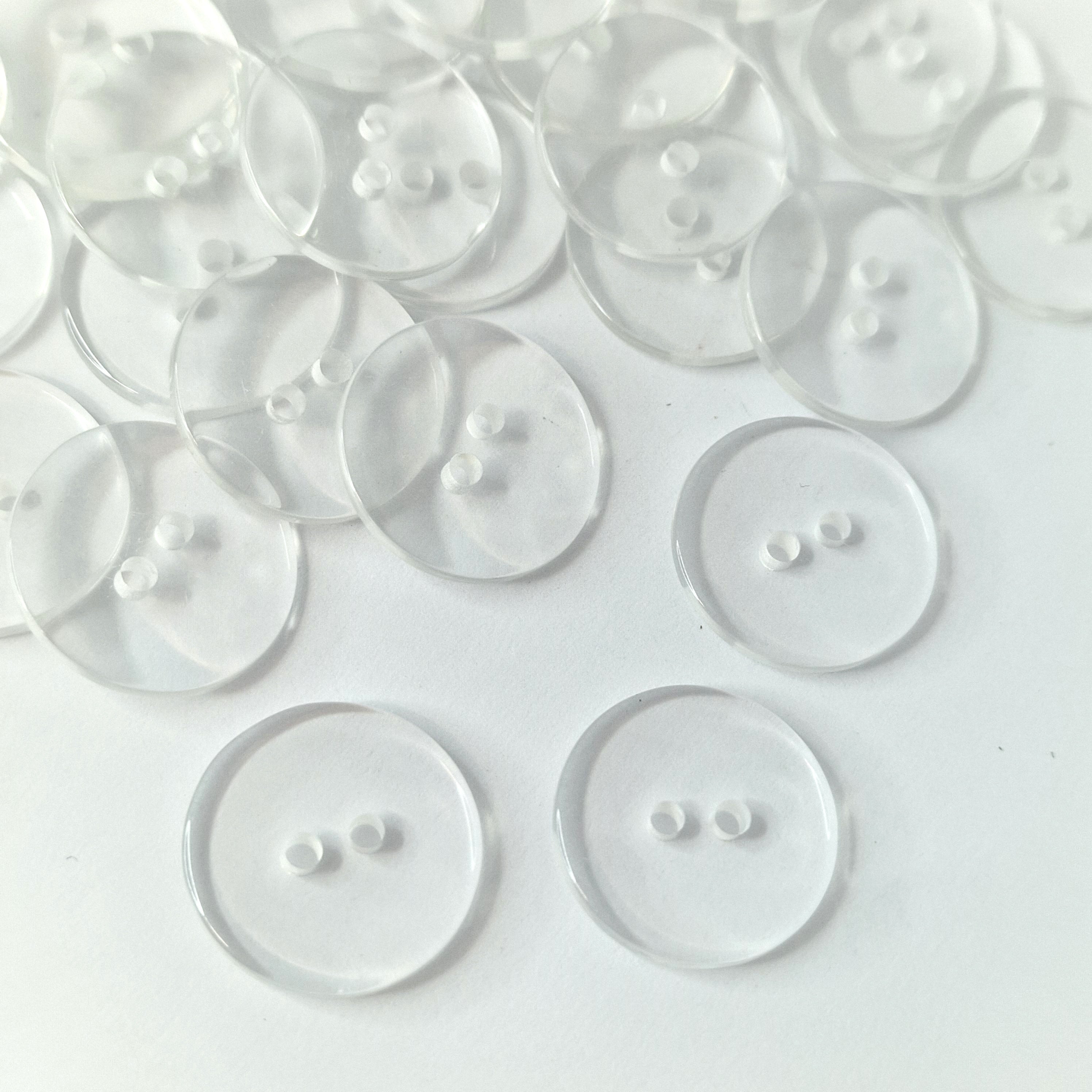 MajorCrafts 50pcs 18mm Transparent Clear 2 Holes Round Resin Sewing Buttons
