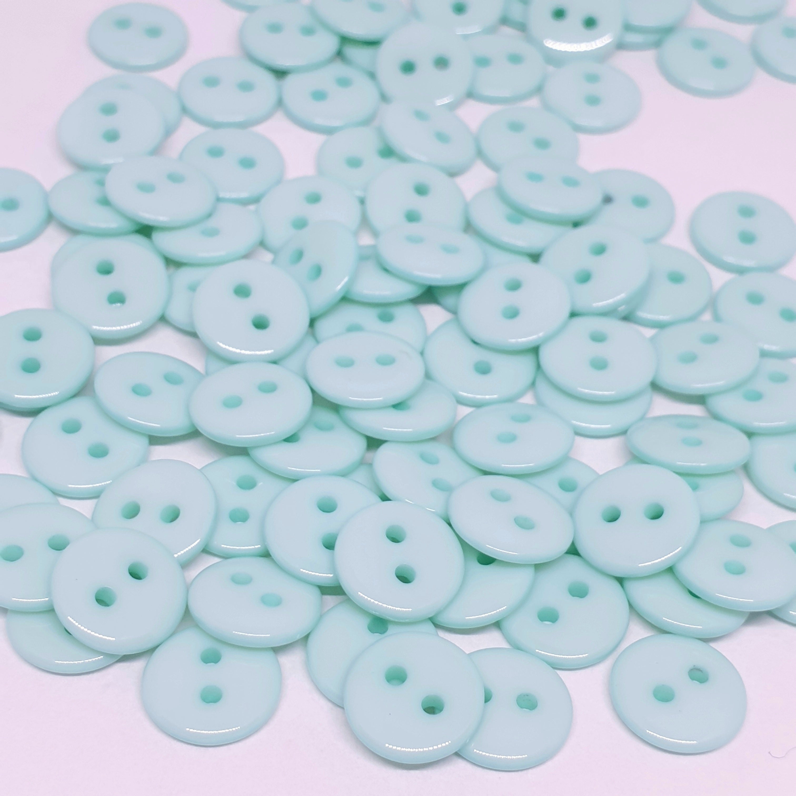 MajorCrafts 120pcs 10mm Aquamarine Blue 2 Holes Small Round Resin Sewing Buttons B20