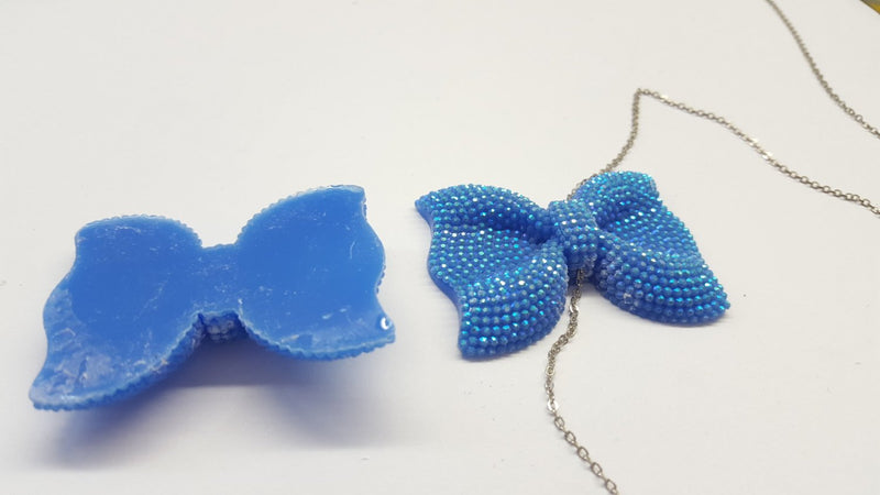 MajorCrafts 3pcs 54mm x 42mm Light Blue Flat Back Large Chunky Resin Rhinestone Bows C20