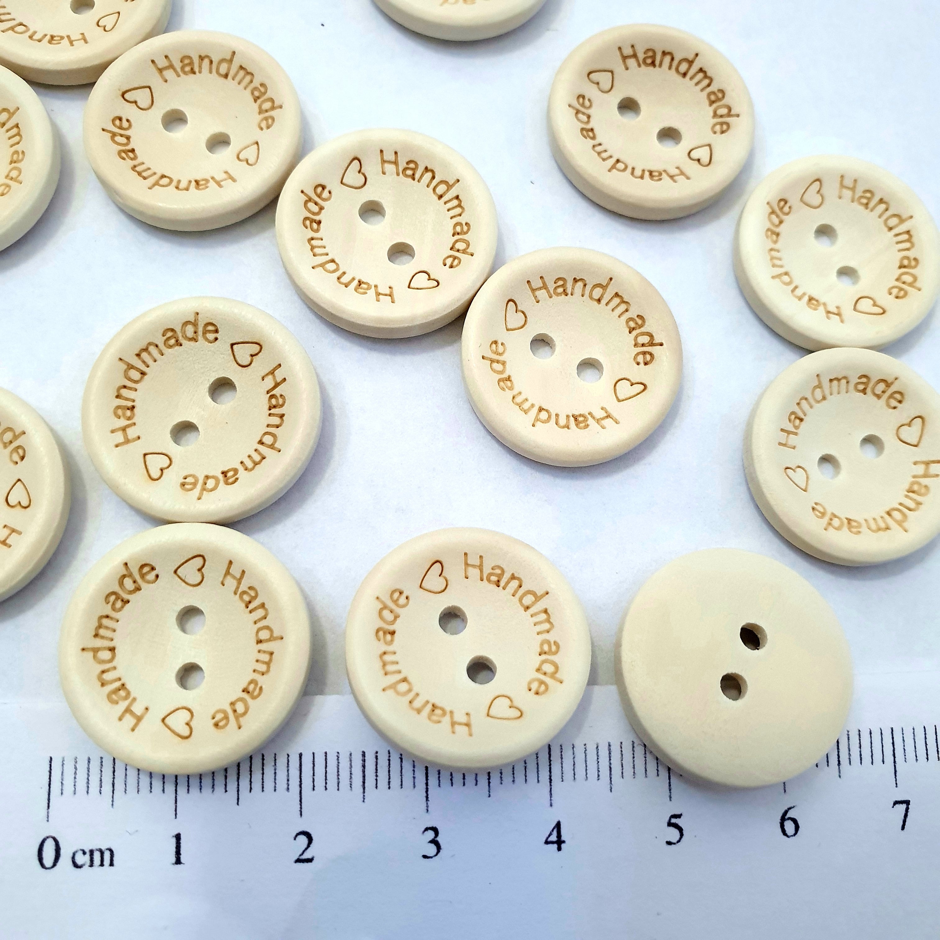 MajorCrafts 34pcs 20mm Brown 'Handmade' Engraved 2 Holes Wooden Sewing Buttons