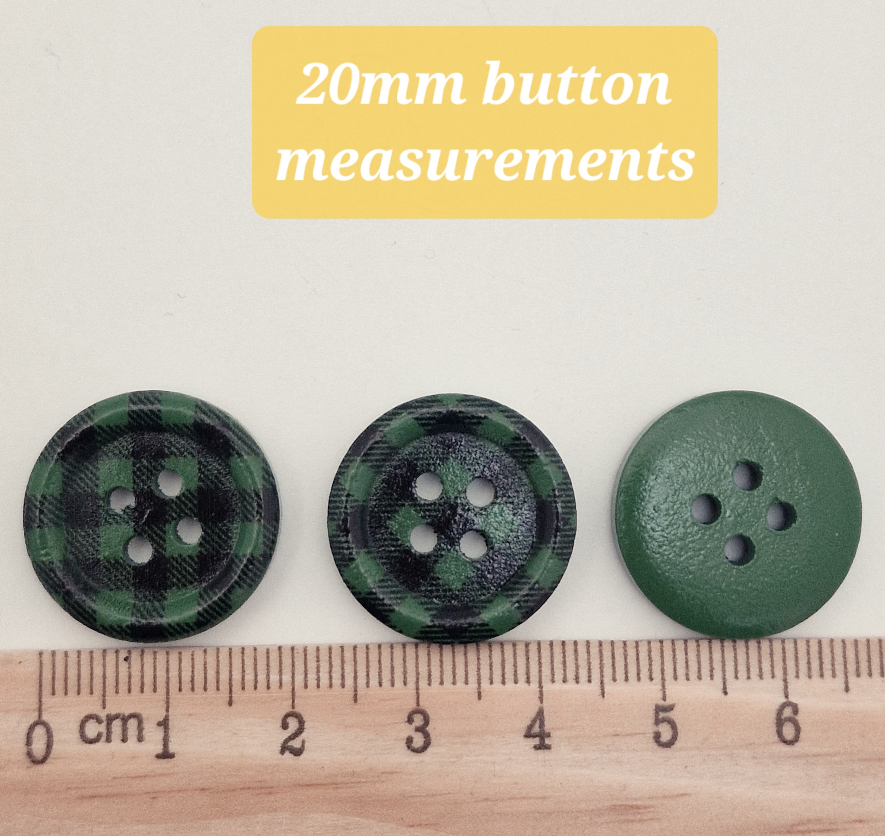 MajorCrafts 40pcs 20mm Green and Black Checkered 4 Holes Wooden Sewing Buttons
