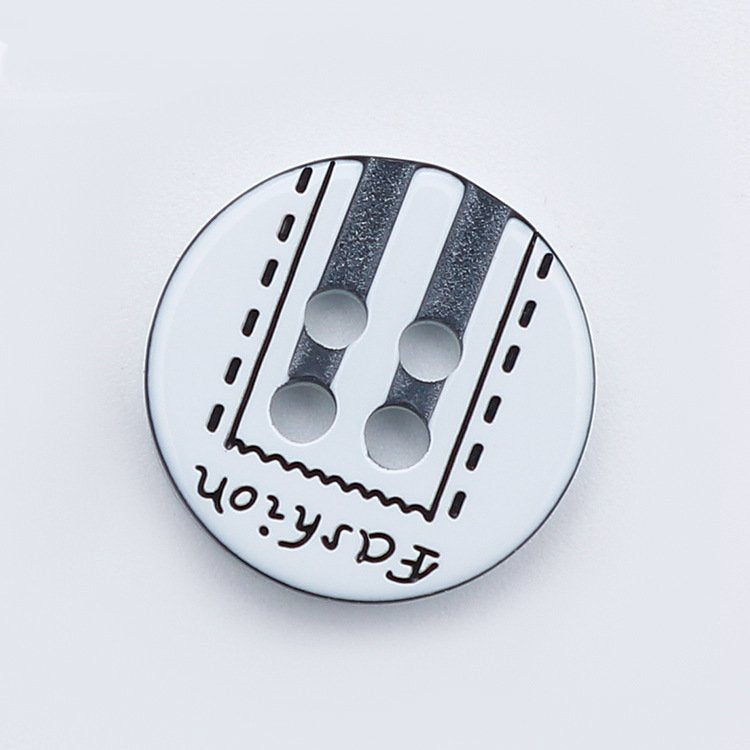 MajorCrafts 48pcs 12.5mm Black & White Fashion Stripes 4 Holes Small Round Resin Sewing Buttons B24