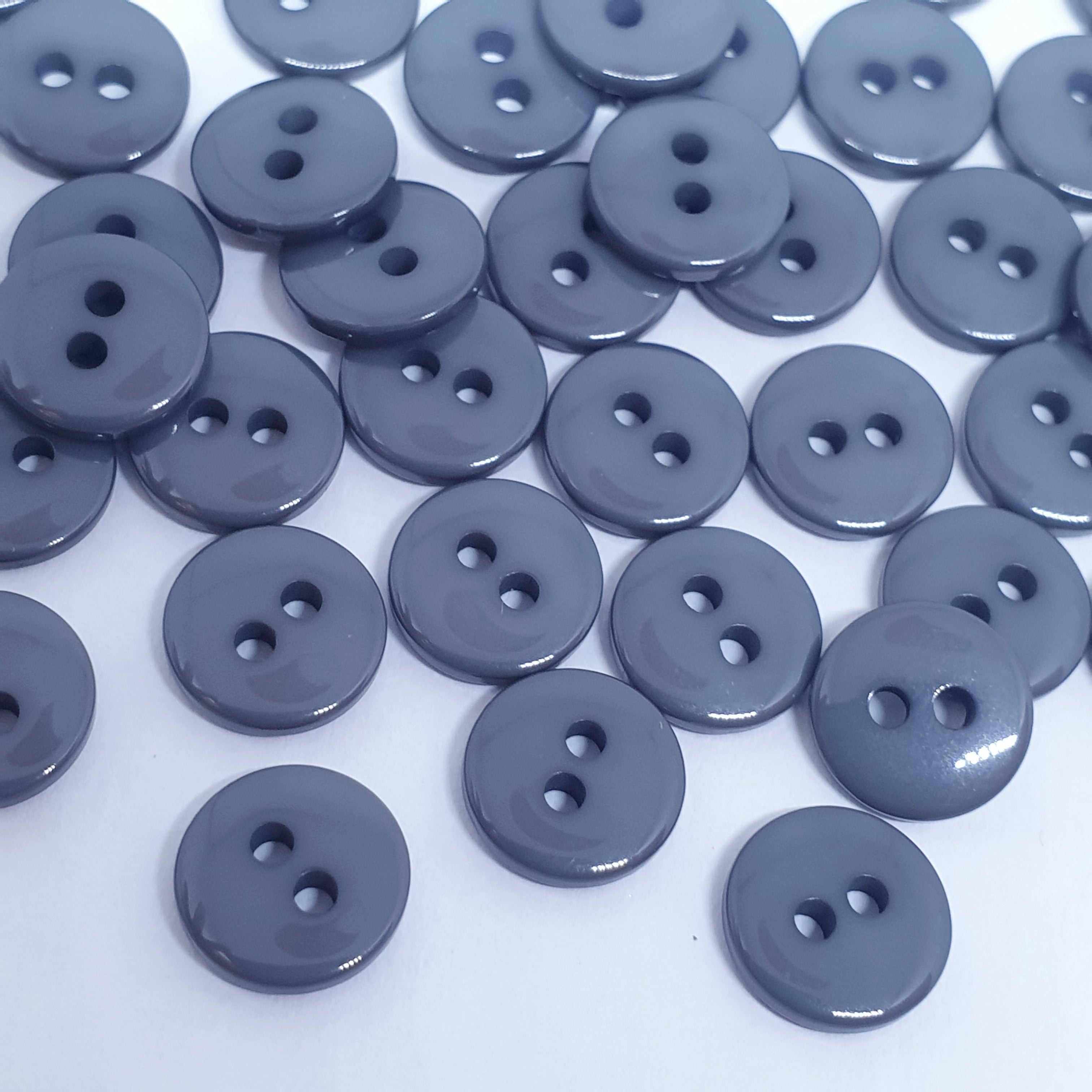 MajorCrafts 120pcs 10mm Dark Grey 2 Holes Small Round Resin Sewing Buttons B24
