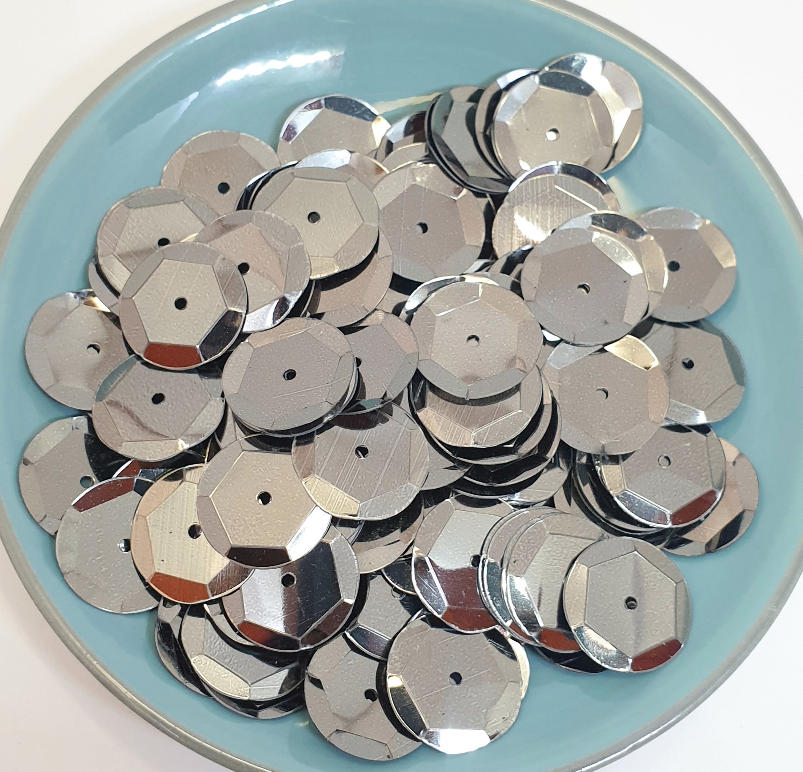 MajorCrafts 40grams 15mm Dark Grey Large Round Sew-On Cup Sequins