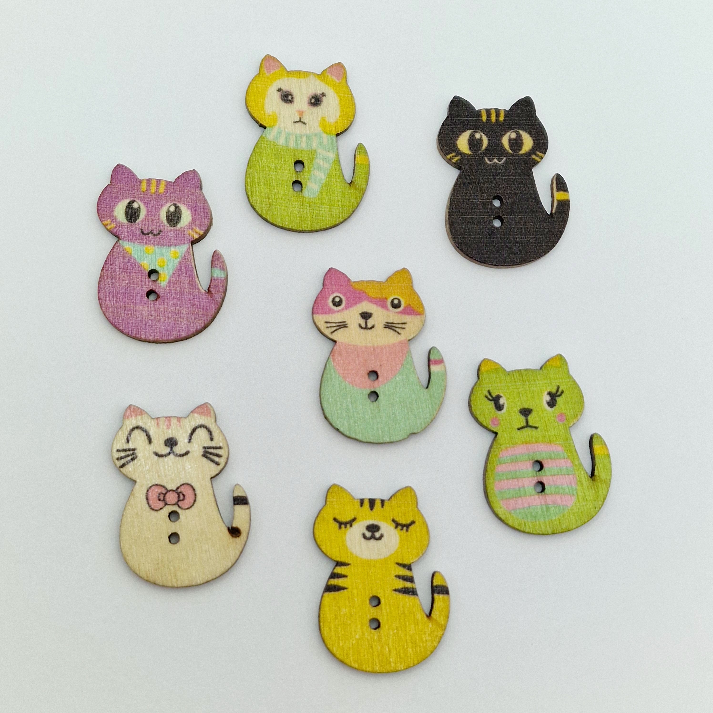 MajorCrafts 15pcs 30mm x 20mm Mixed Colours Cat Shaped 2 Holes Wood Sewing Buttons