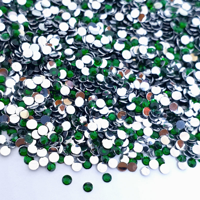 MajorCrafts Dark Emerald Green Flat Back Round 14 Facets Resin Rhinestones C38