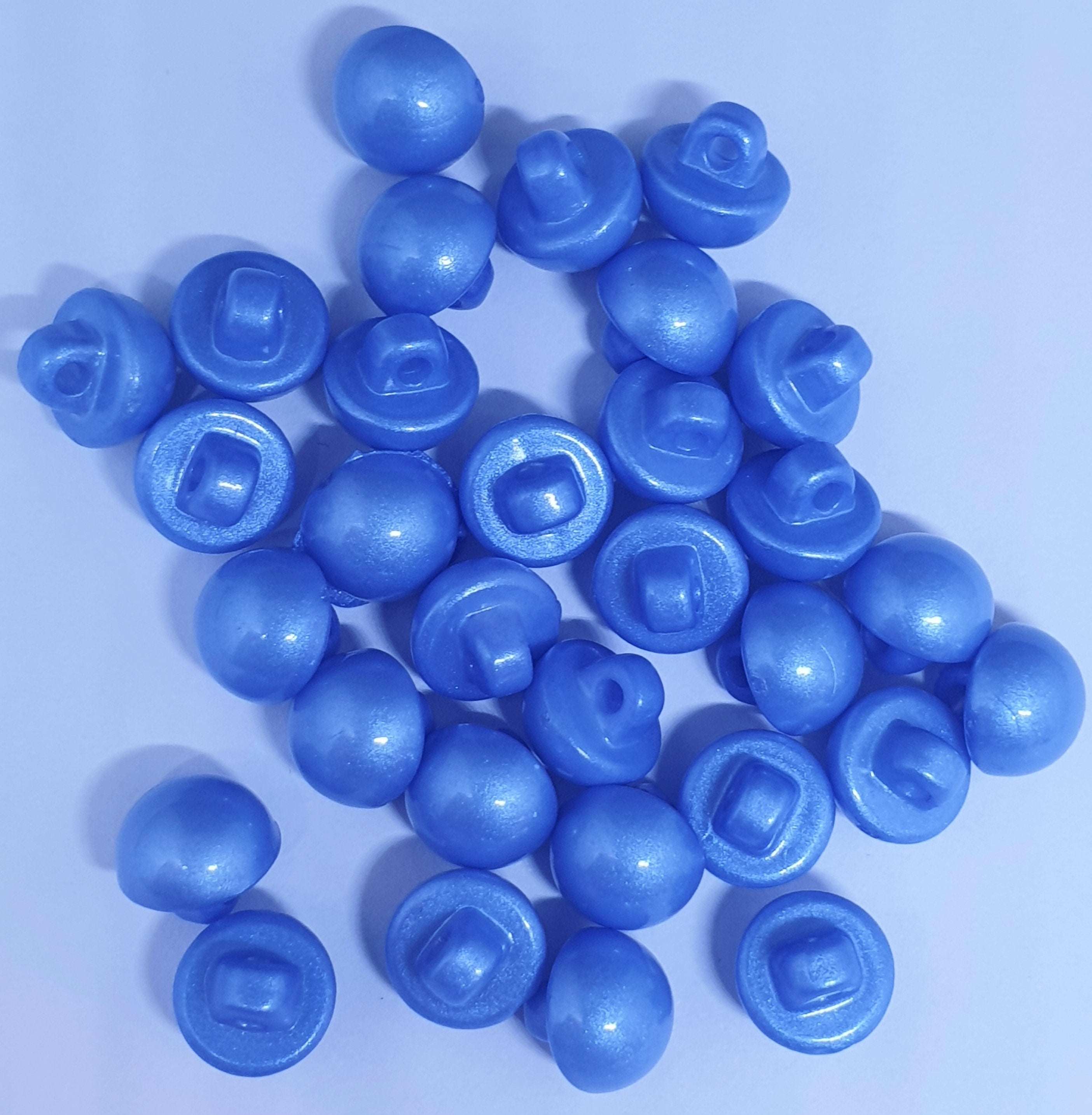 MajorCrafts 30pcs 10mm Light Blue High-Grade Acrylic Small Round Sewing Mushroom Shank Buttons