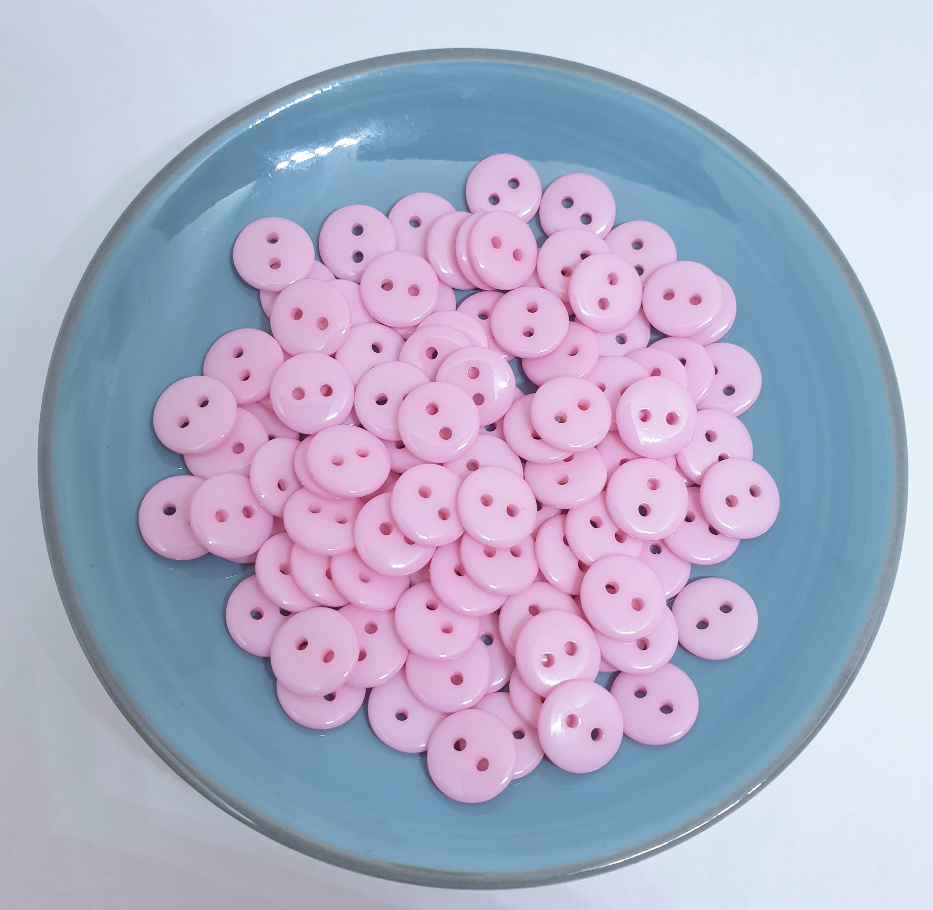 MajorCrafts 120pcs 10mm Light Pink 2 Holes Small Round Resin Sewing Buttons B03