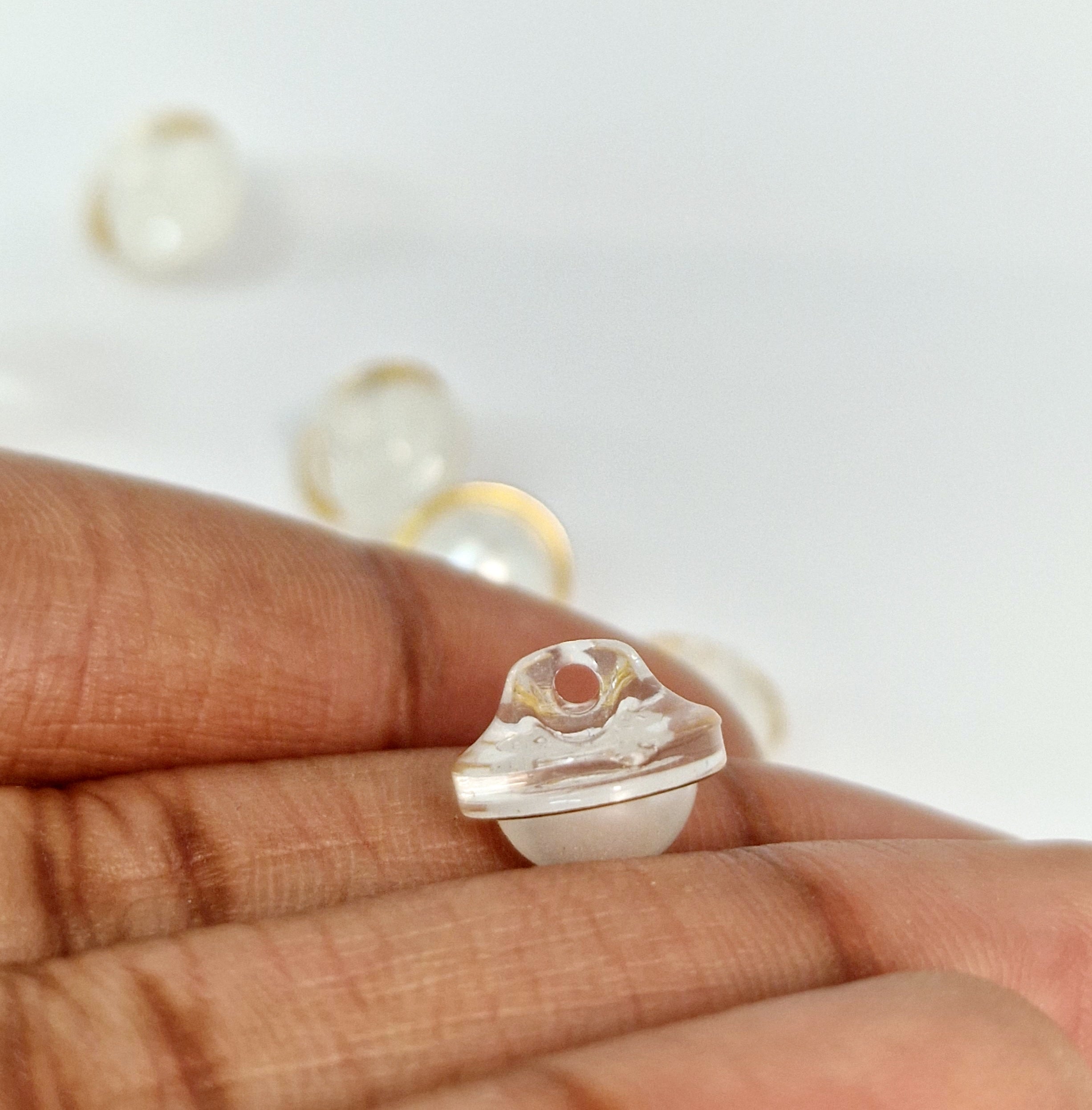 MajorCrafts 12pcs 12.5mm Ivory Pearl & Gold Trim Elegant Shank Acrylic Round Buttons B04