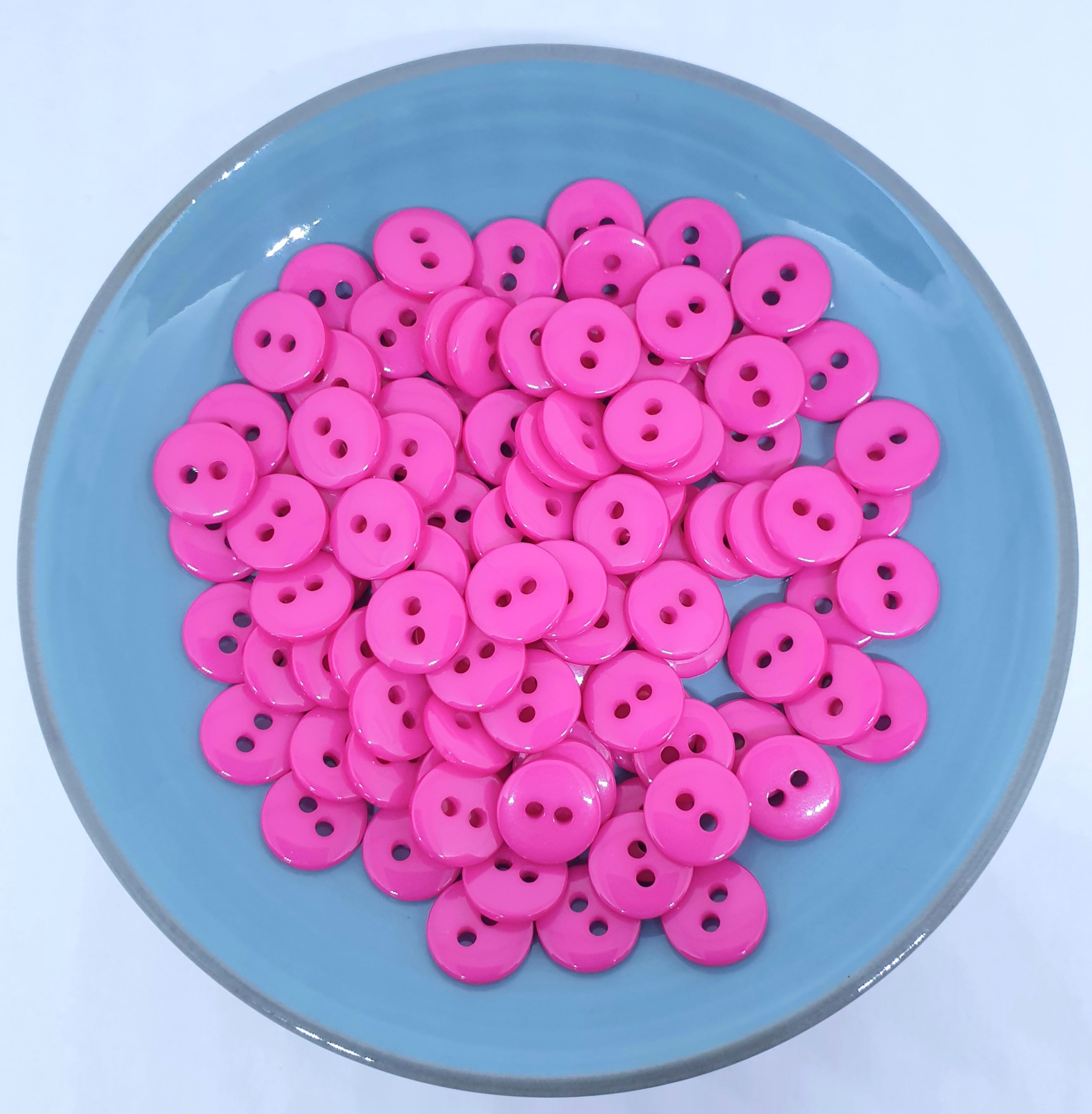 MajorCrafts 120pcs 10mm Dark Pink 2 Holes Small Round Resin Sewing Buttons B5