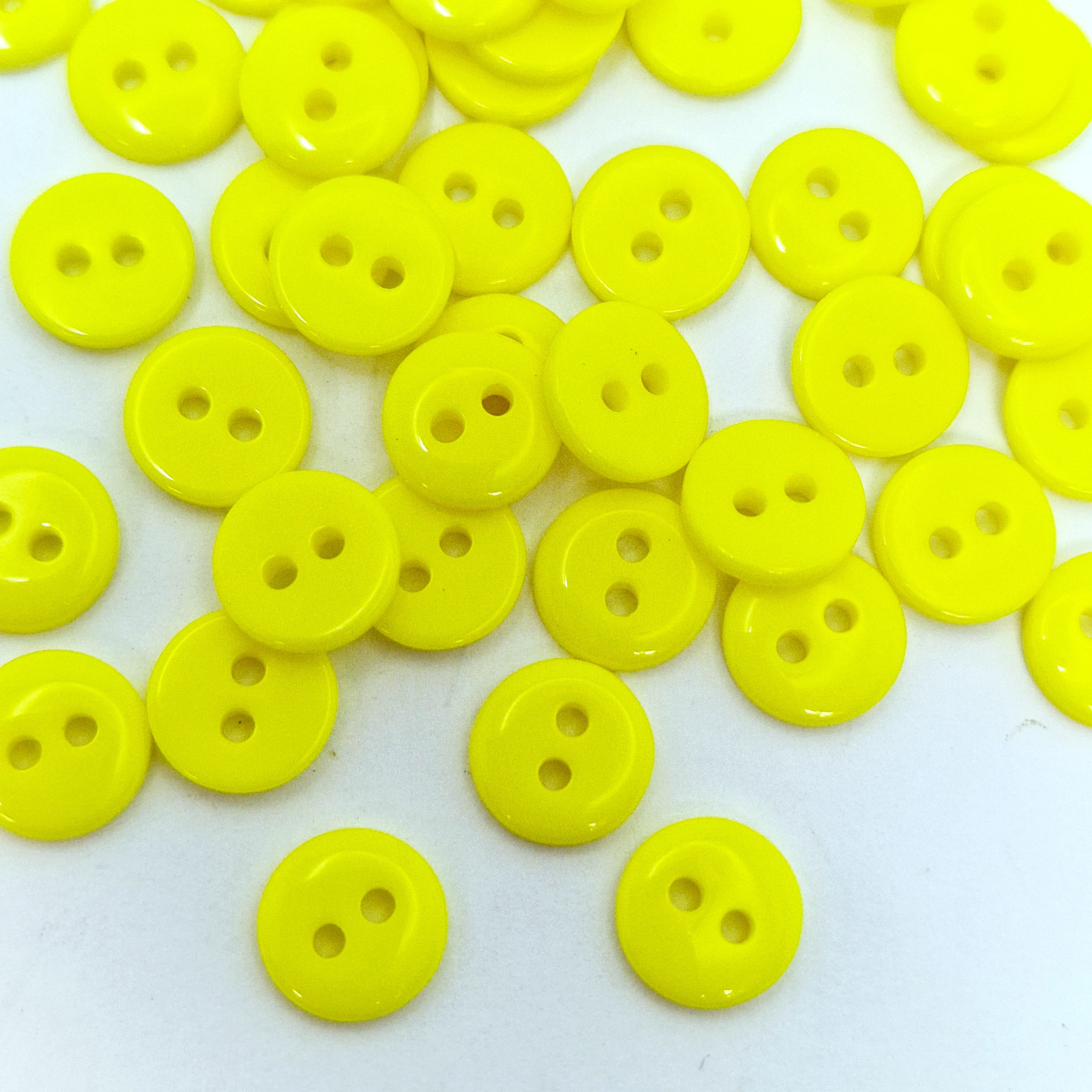MajorCrafts 120pcs 9mm Sunshine Yellow Small 2 Holes Round Resin Sewing Buttons B08