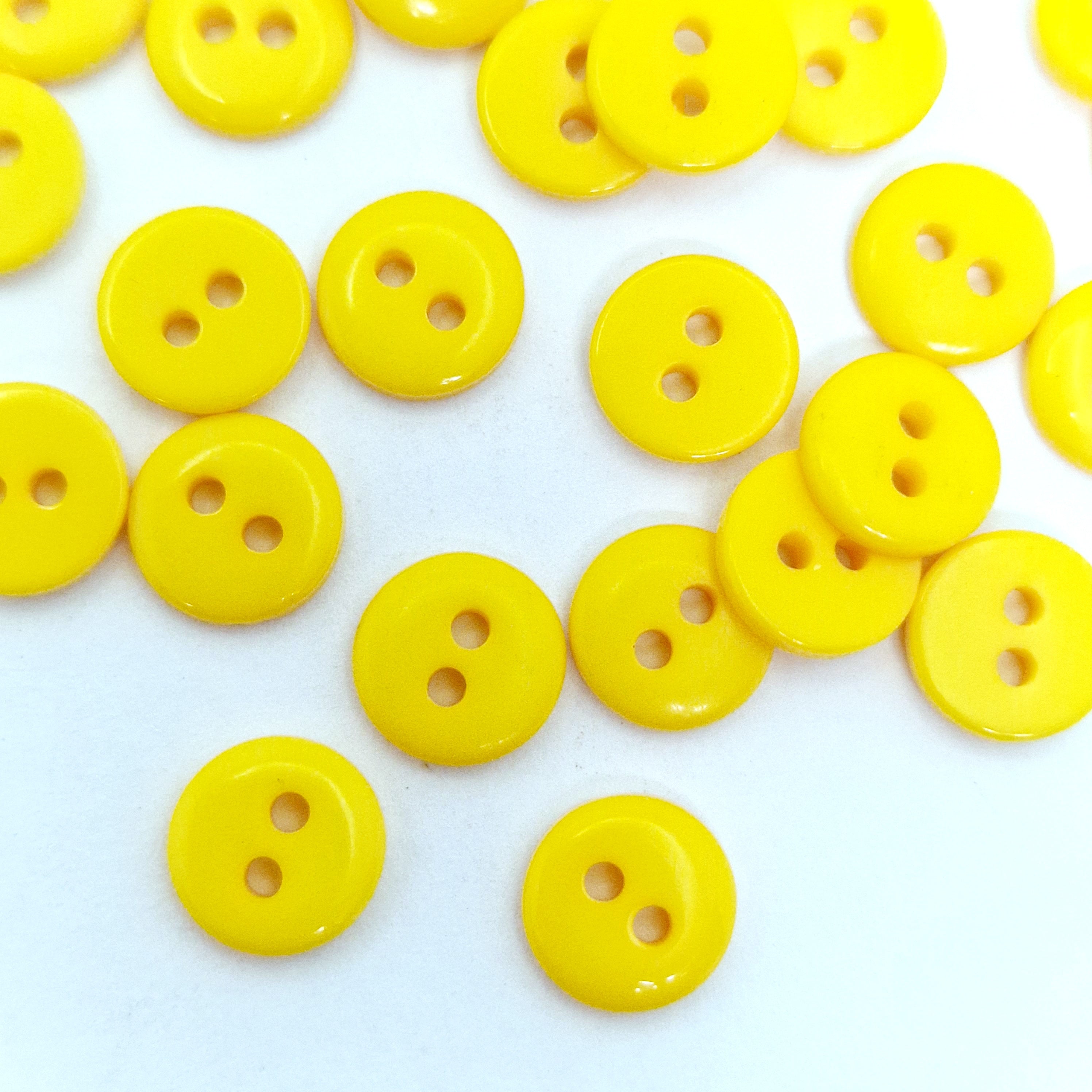 MajorCrafts 120pcs 9mm Mustard Yellow Small 2 Holes Round Resin Sewing Buttons B09