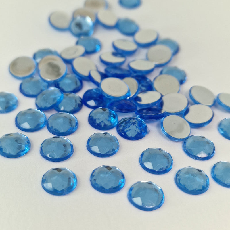 MajorCrafts 96pcs 10mm Light Blue Star Facets Flat Back Round Acrylic Rhinestones A26