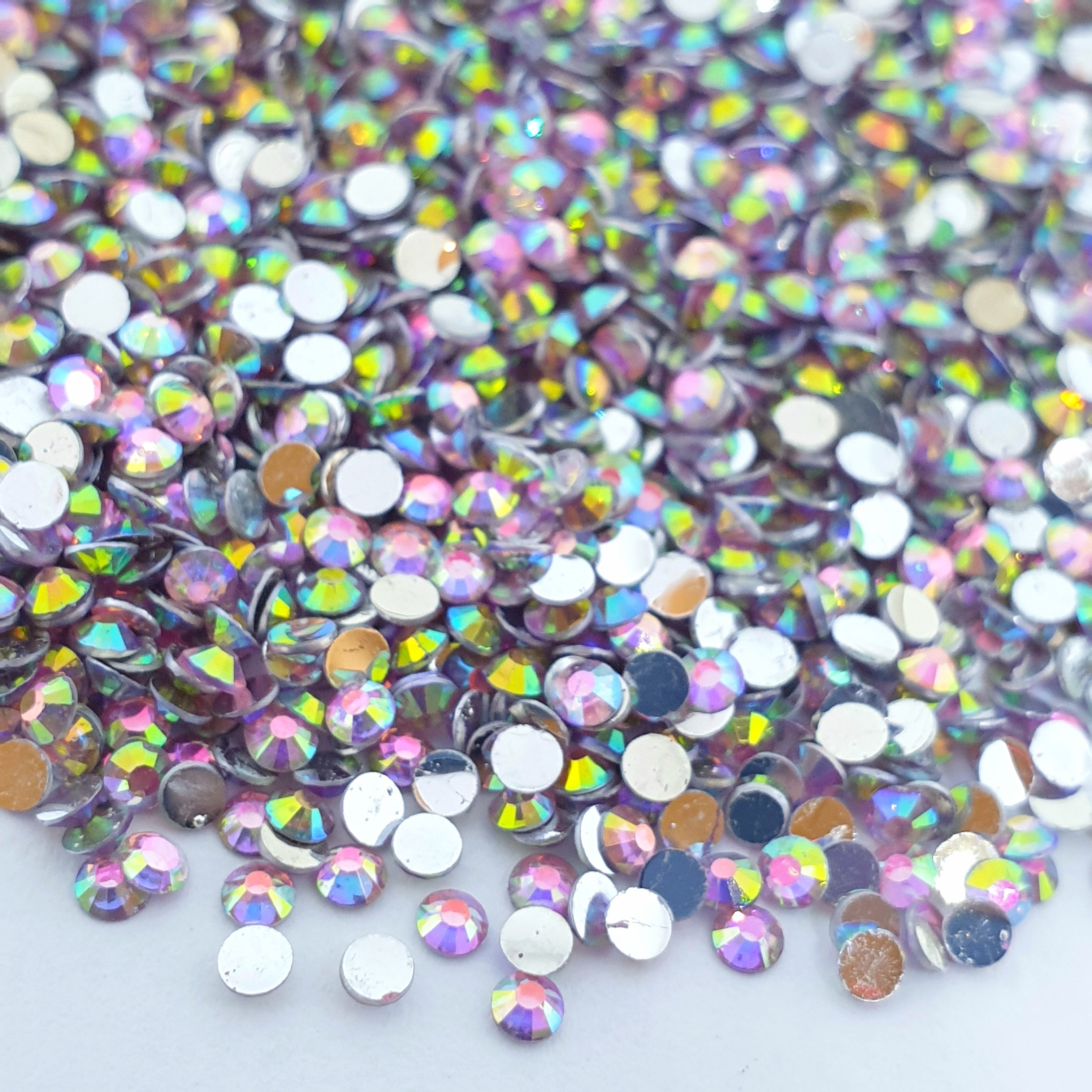 MajorCrafts Crystal Light Pink AB Flat Back Round 14 Facets Resin Rhinestones AB04