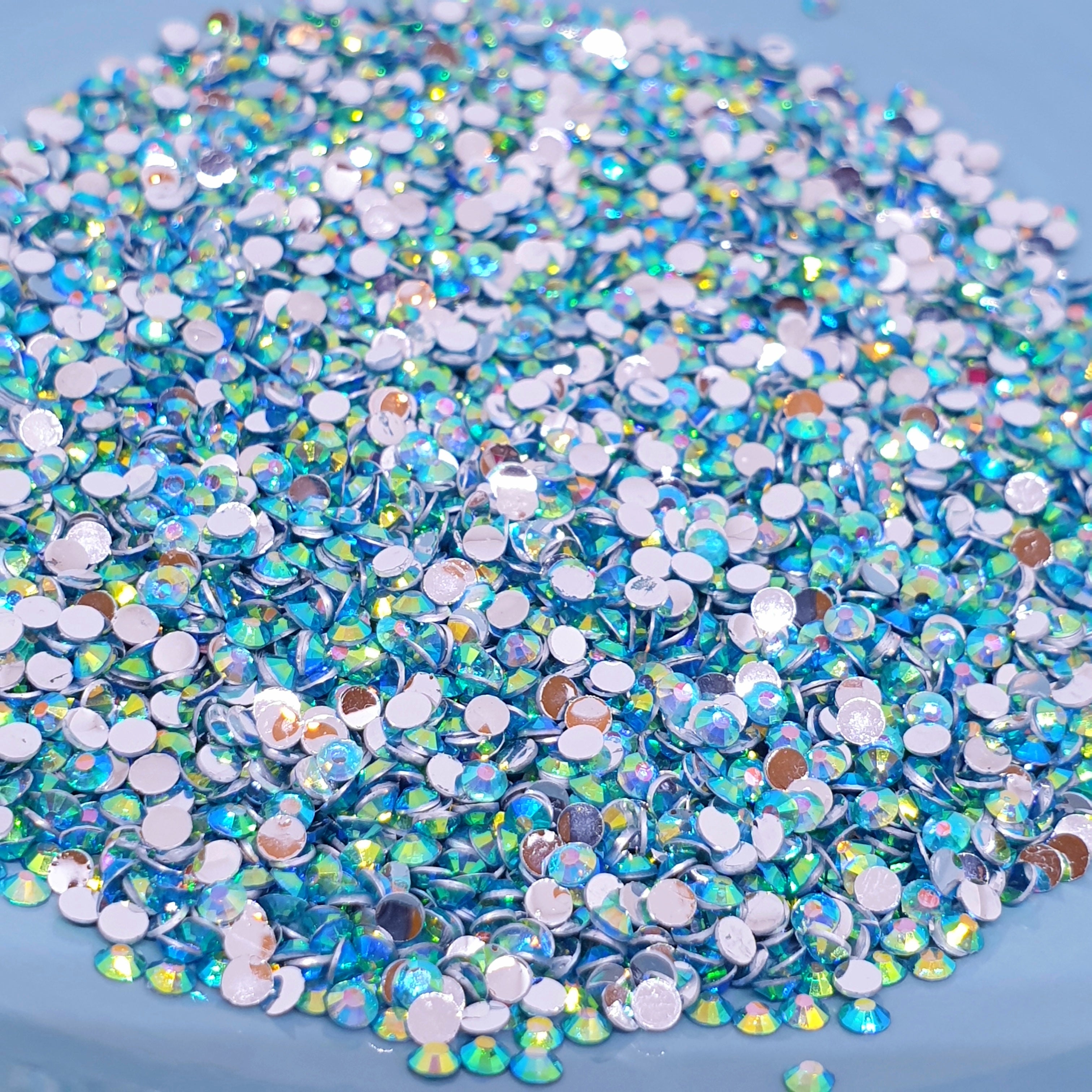 MajorCrafts Crystal Aquamarine Blue AB Flat Back Round 14 Facets Resin Rhinestones AB28
