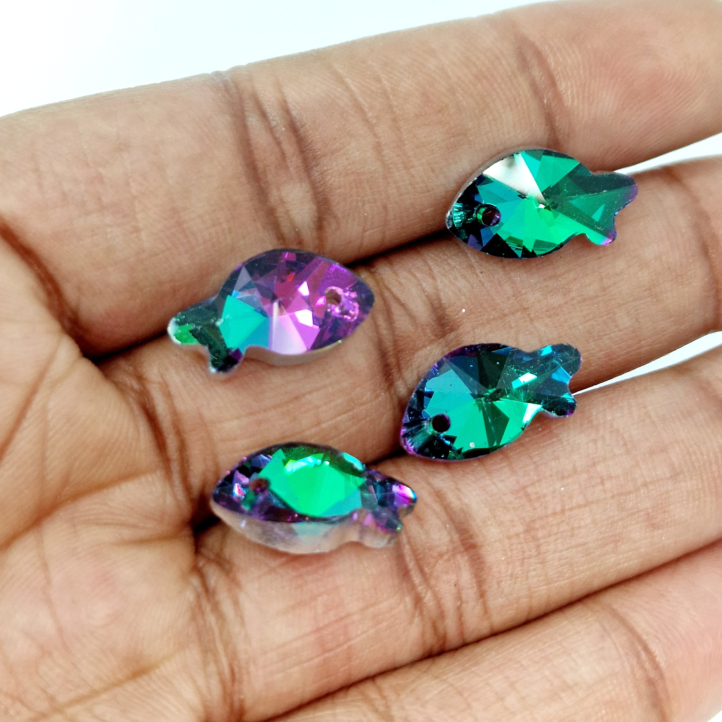 MajorCrafts 20pcs 17mm Green Purple Fish Shaped Glass Crystal Pendant Beads