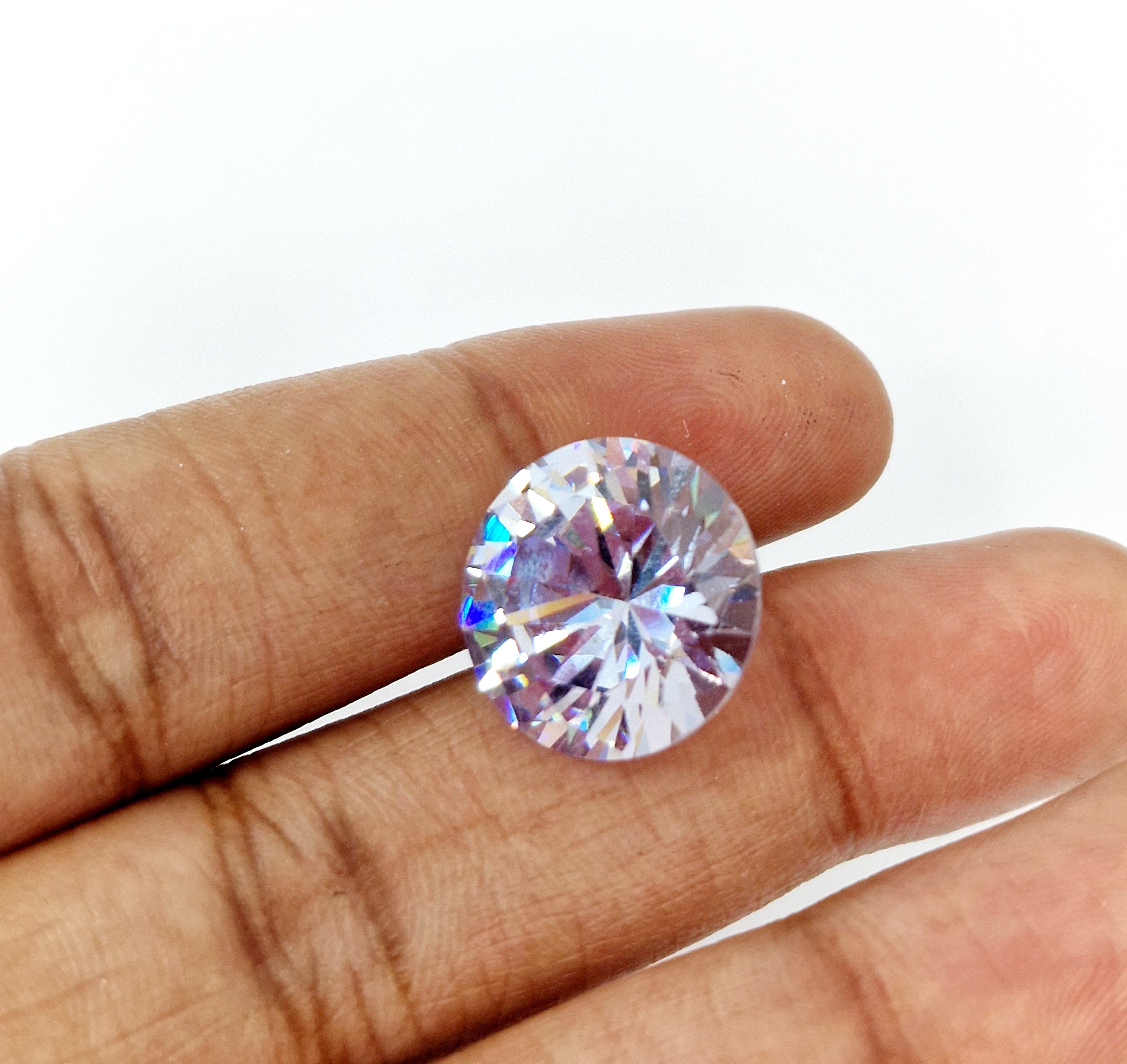 MajorCrafts 2pcs 16mm AAAAA (5A) Crystal Clear Round Point Back Cubic Zirconia Stones
