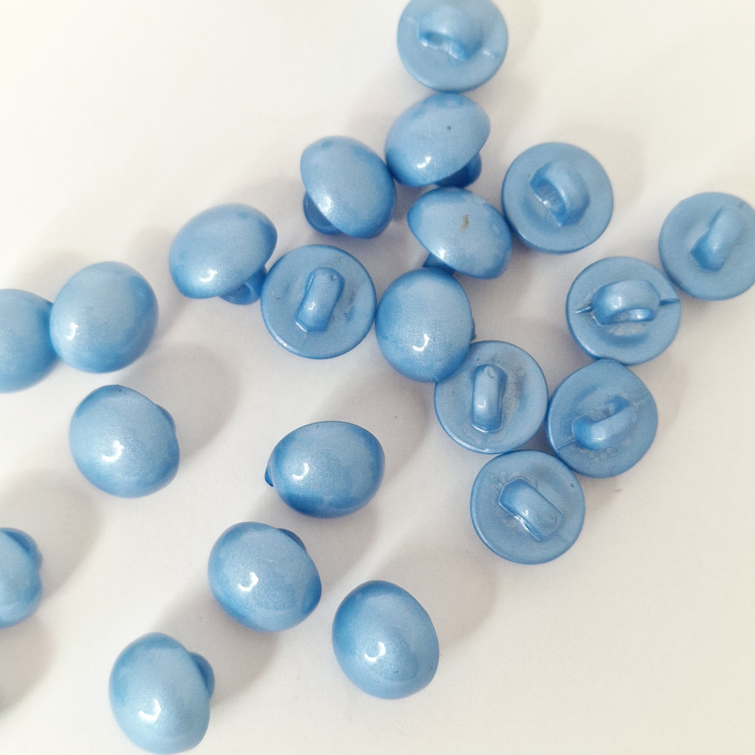 MajorCrafts 24pcs 11mm Light Blue High-Grade Acrylic Small Round Sewing Mushroom Shank Buttons