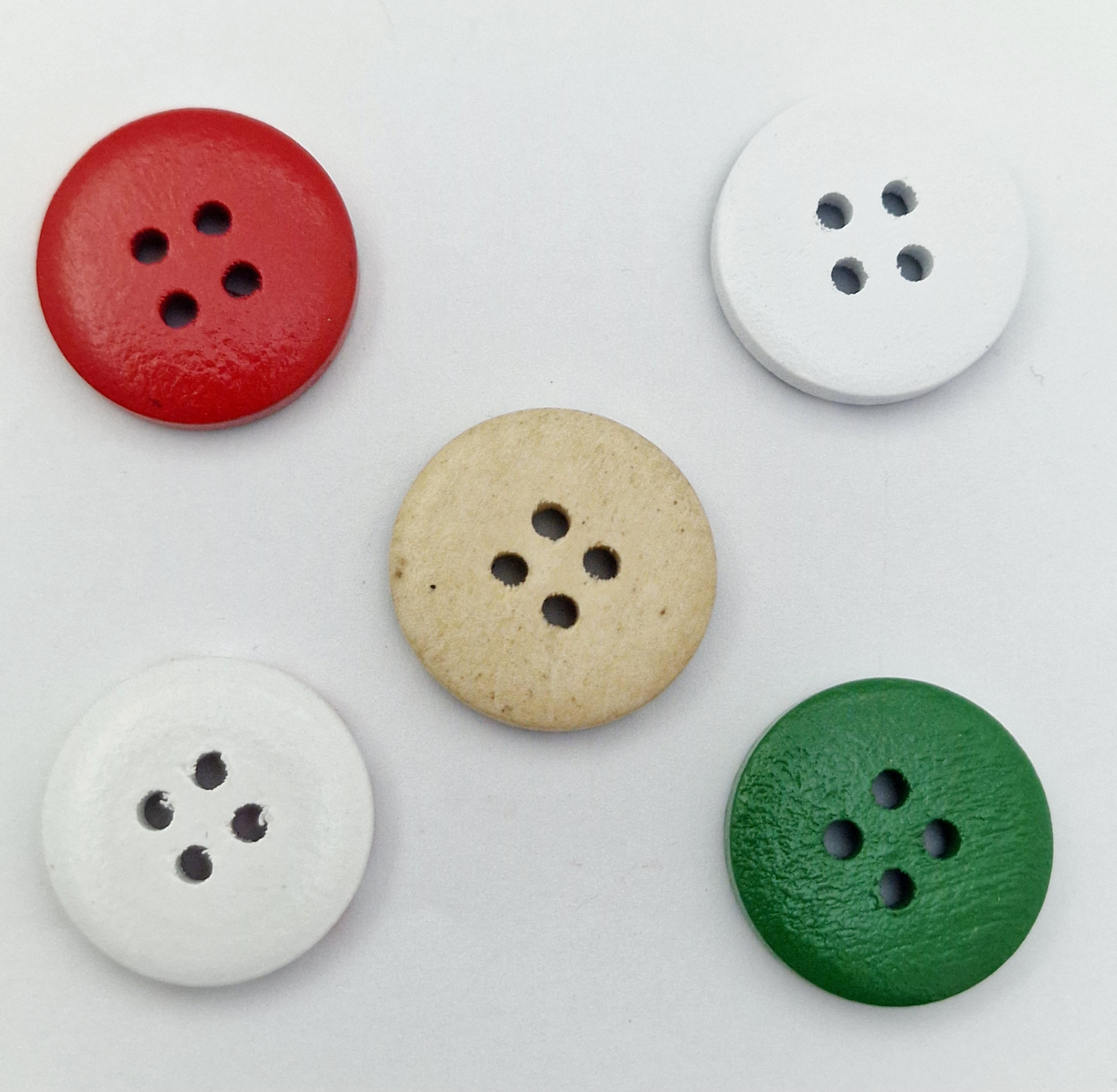 MajorCrafts 40pcs 20mm Mixed Colours Checkered 4 Holes Wooden Sewing Buttons