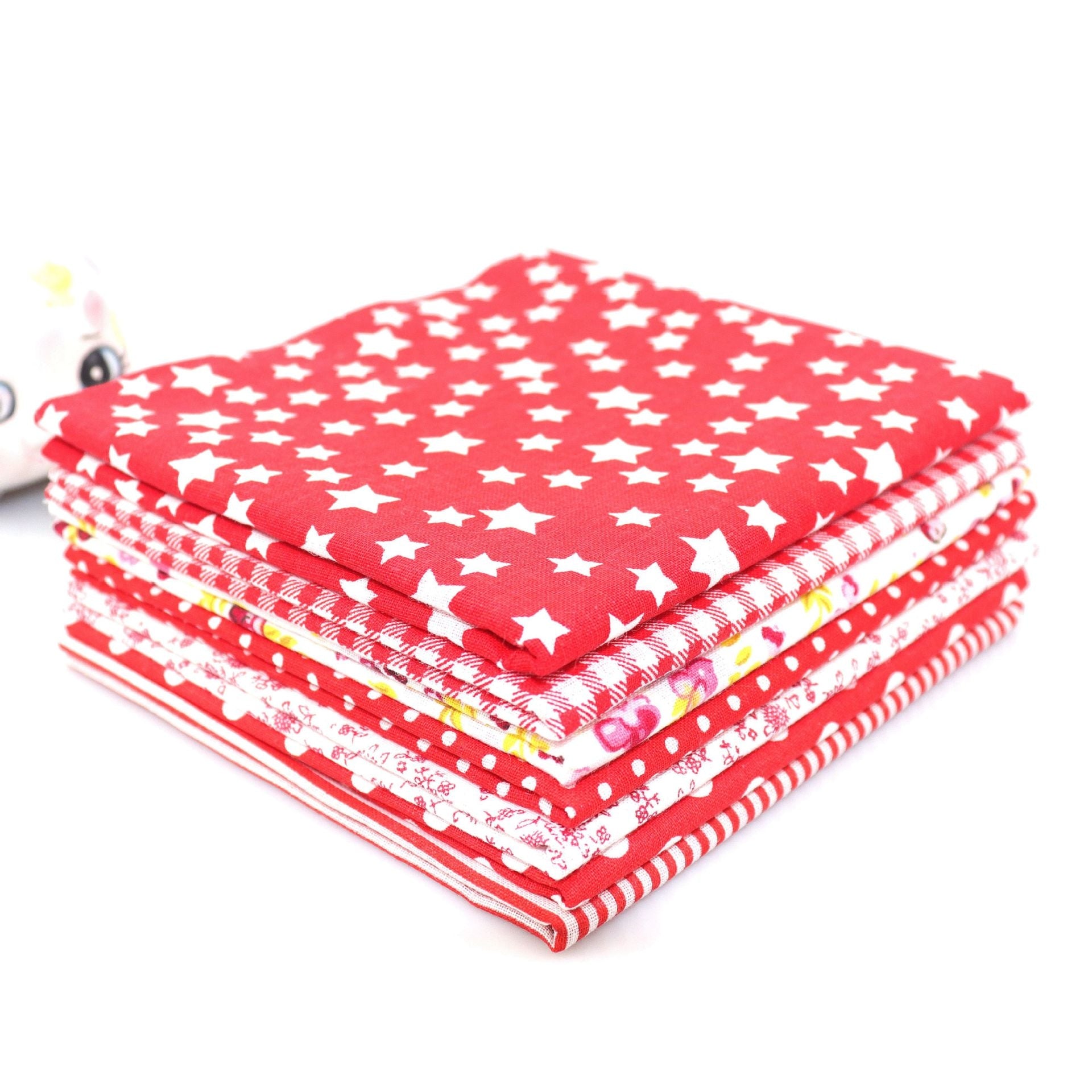 MajorCrafts 7pcs of 50cm x 50cm Mixed Red Theme Cotton Fabric Patchwork Squares