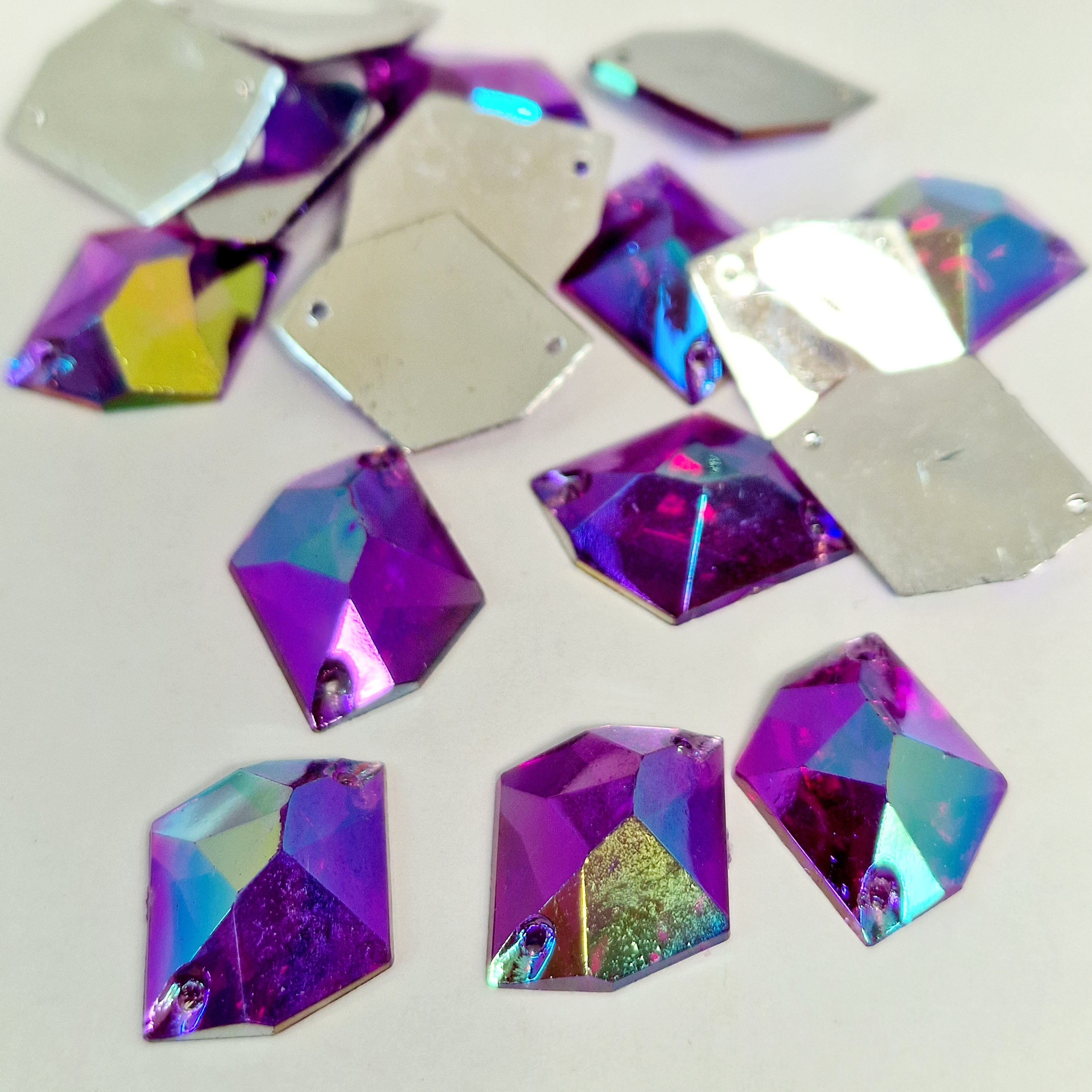 MajorCrafts 40pcs 20mm x 16mm Royal Purple AB Hexagon Irregular Acrylic Sewing Rhinestones