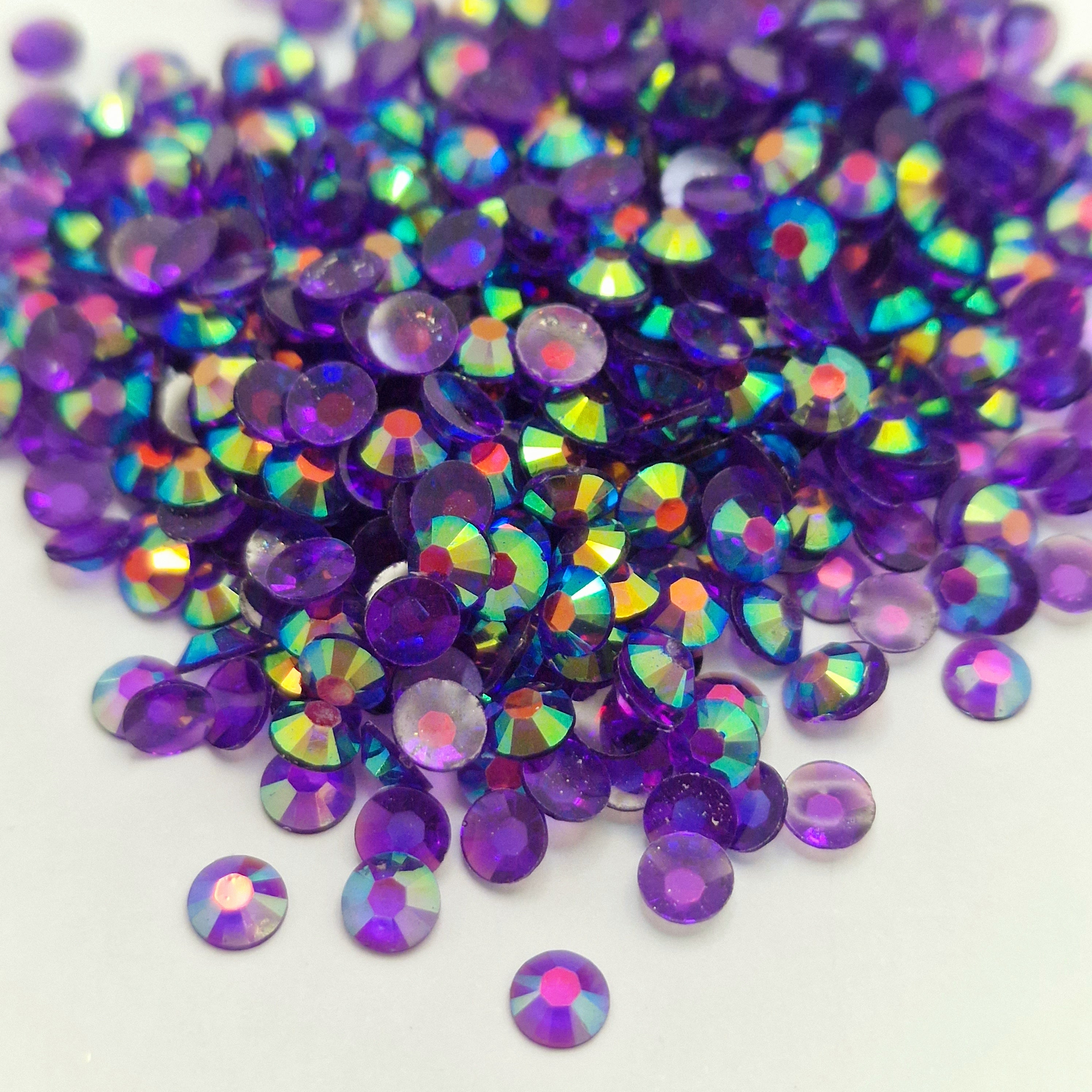 MajorCrafts Clear Royal Purple AB Flat Back Round 14 Facets Resin Rhinestones T35