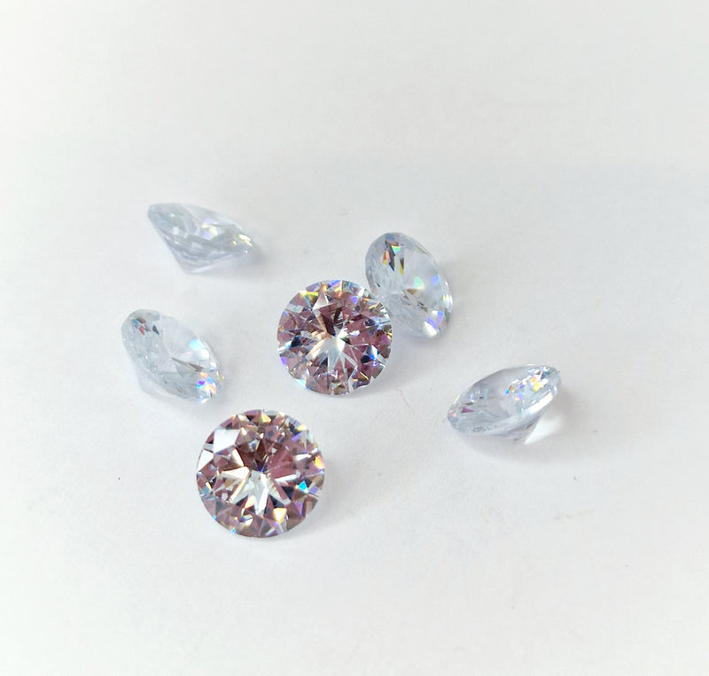 MajorCrafts 4pcs 12mm AAAAA (5A) Crystal Clear Round Point Back Cubic Zirconia Stones